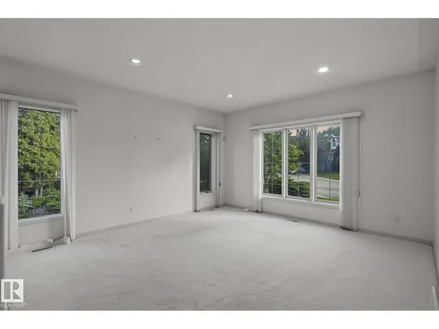 154 OSLAND DR, Edmonton 5
