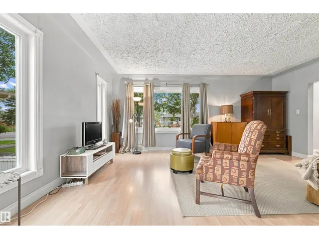 12111 95 ST, Edmonton 5