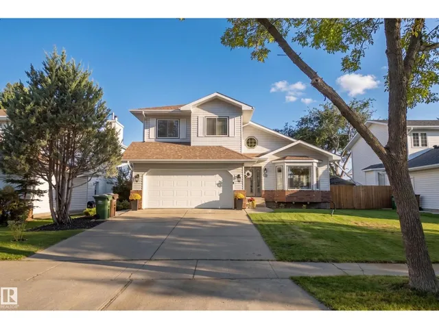 38 DEANE CR, St. Albert 2