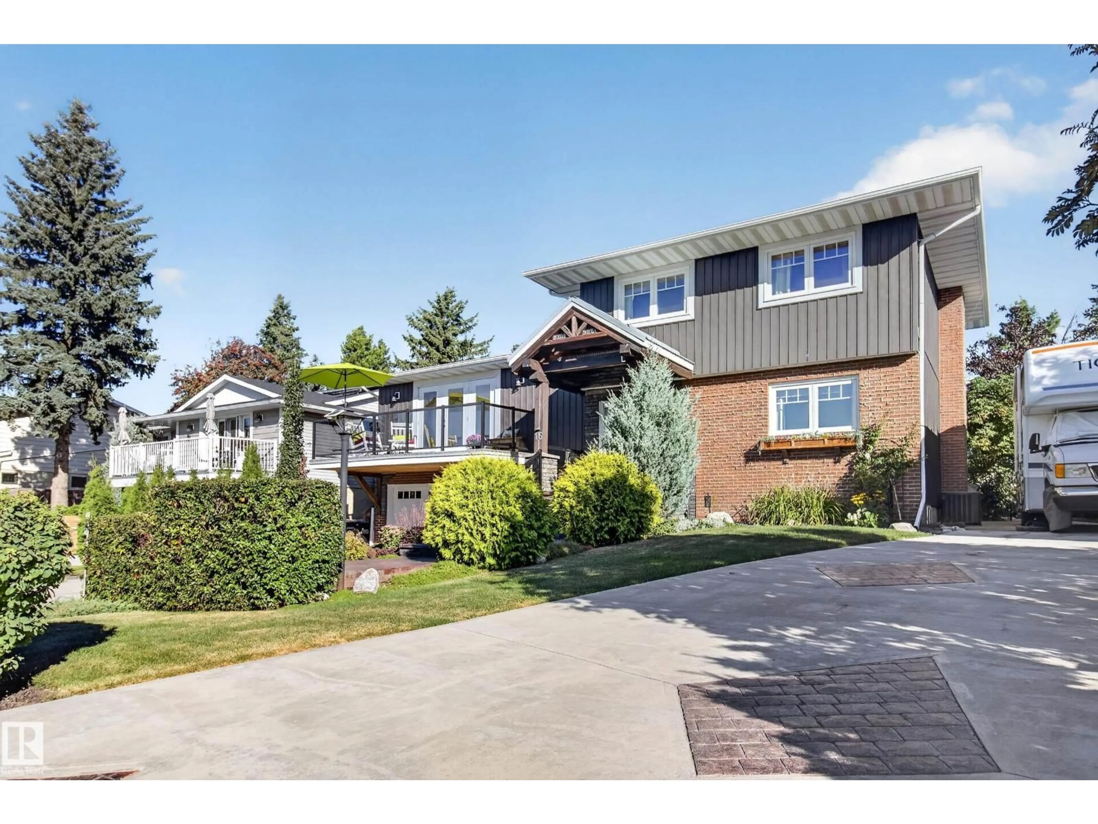 Unknown for 16 BRAESIDE CR, Sherwood Park Alberta T8A2M8