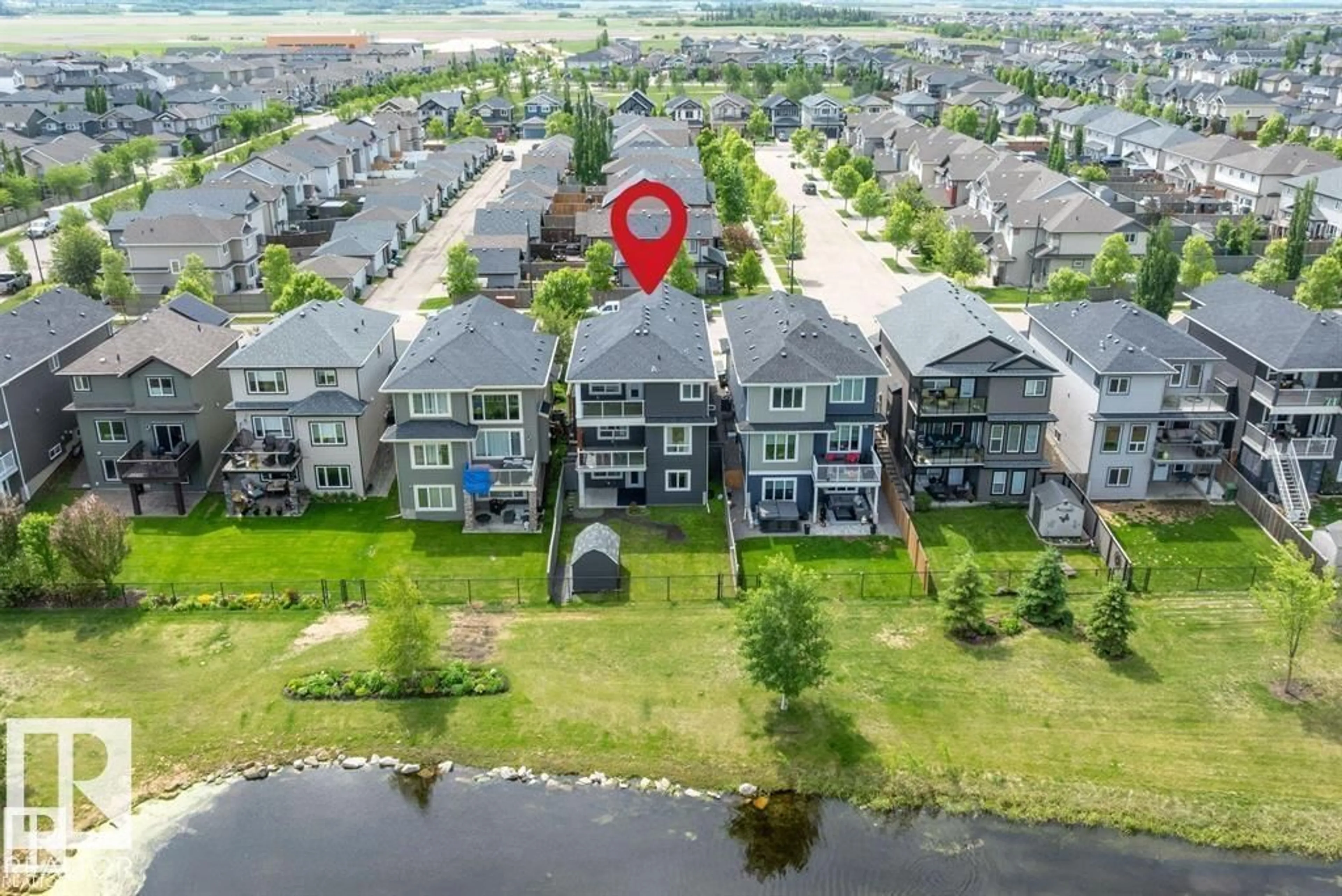 A pic from outside/outdoor area/front of a property/back of a property/a pic from drone, unknown for 164 DURRAND BN, Fort Saskatchewan Alberta T8L0M8