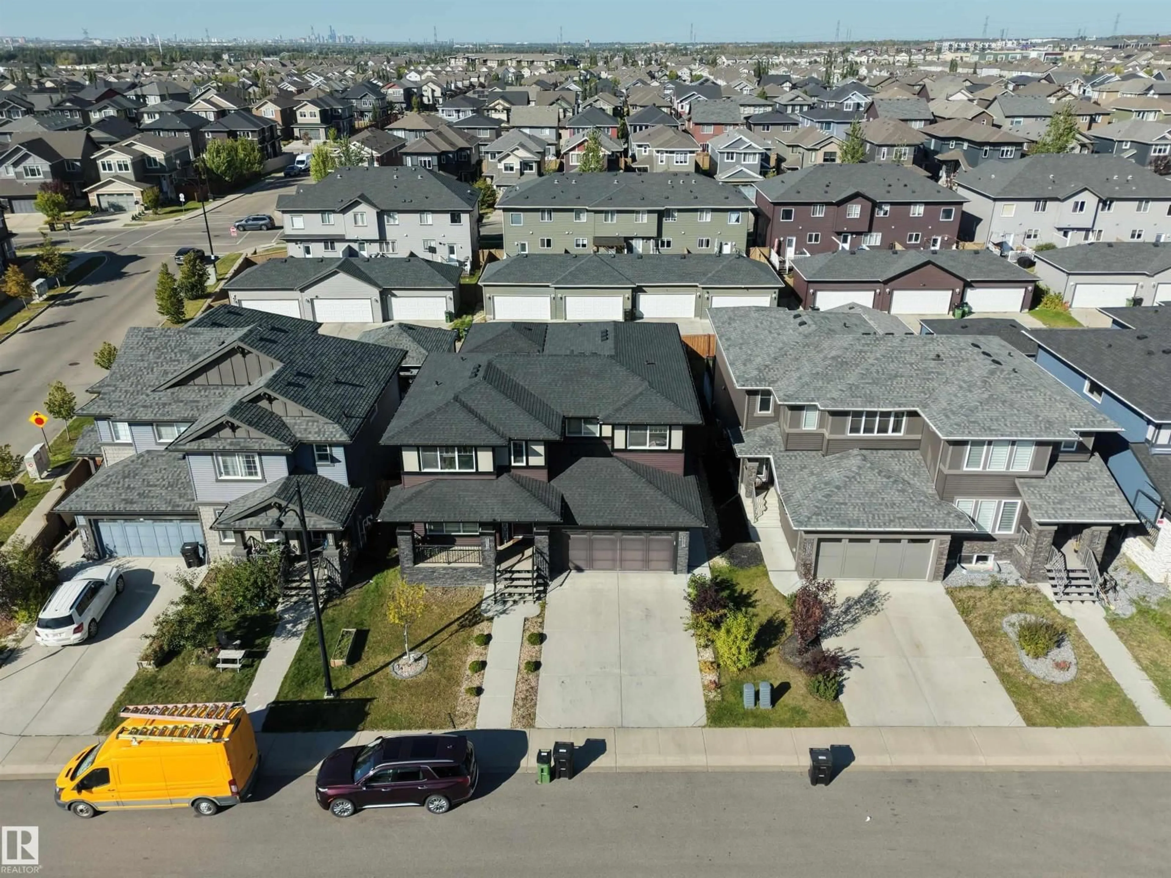 A pic from outside/outdoor area/front of a property/back of a property/a pic from drone, street for 2310 WONNACOTT CR, Edmonton Alberta T6X2J4