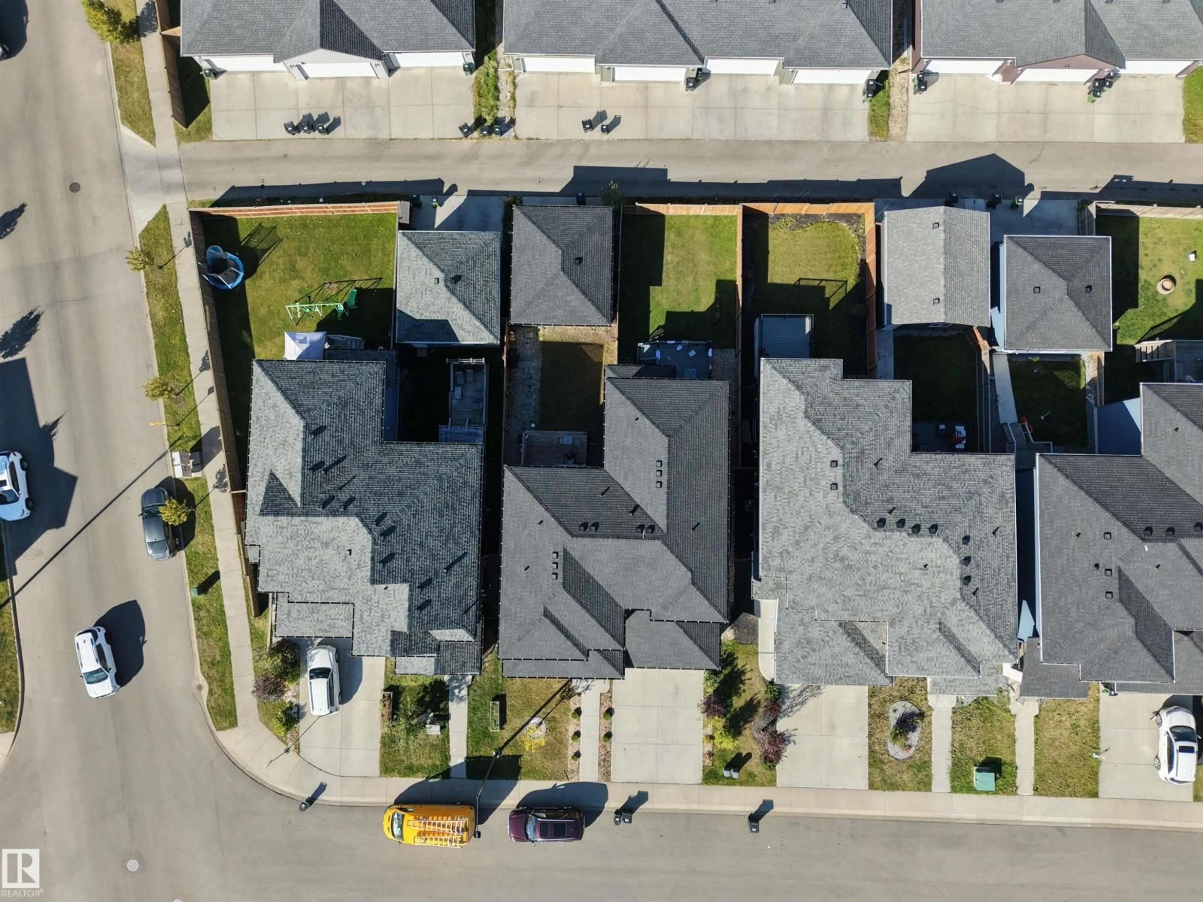 A pic from outside/outdoor area/front of a property/back of a property/a pic from drone, street for 2310 WONNACOTT CR, Edmonton Alberta T6X2J4
