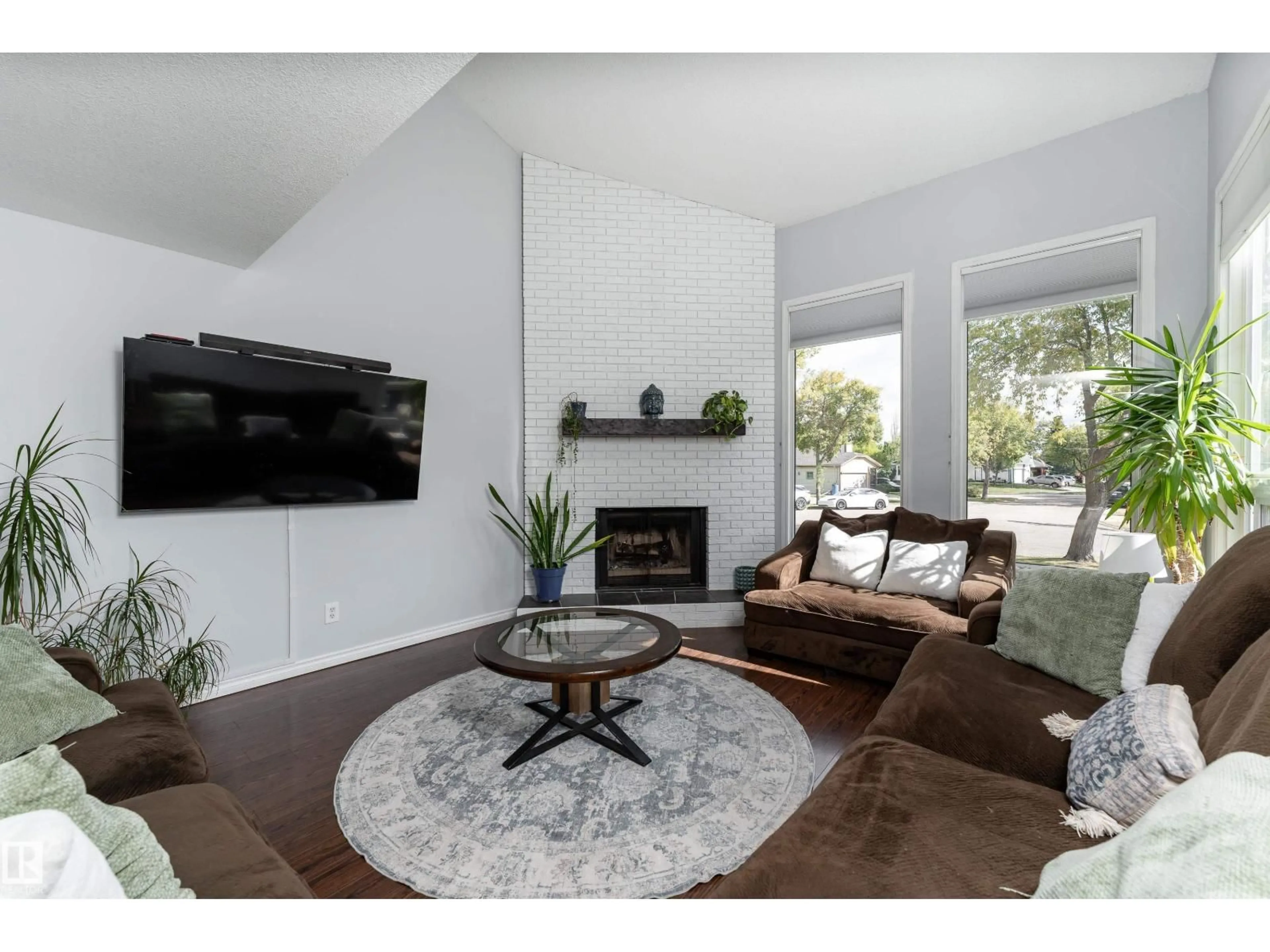 Living room with furniture, unknown for 11 PATTERSON CR, St. Albert Alberta T8N4V1