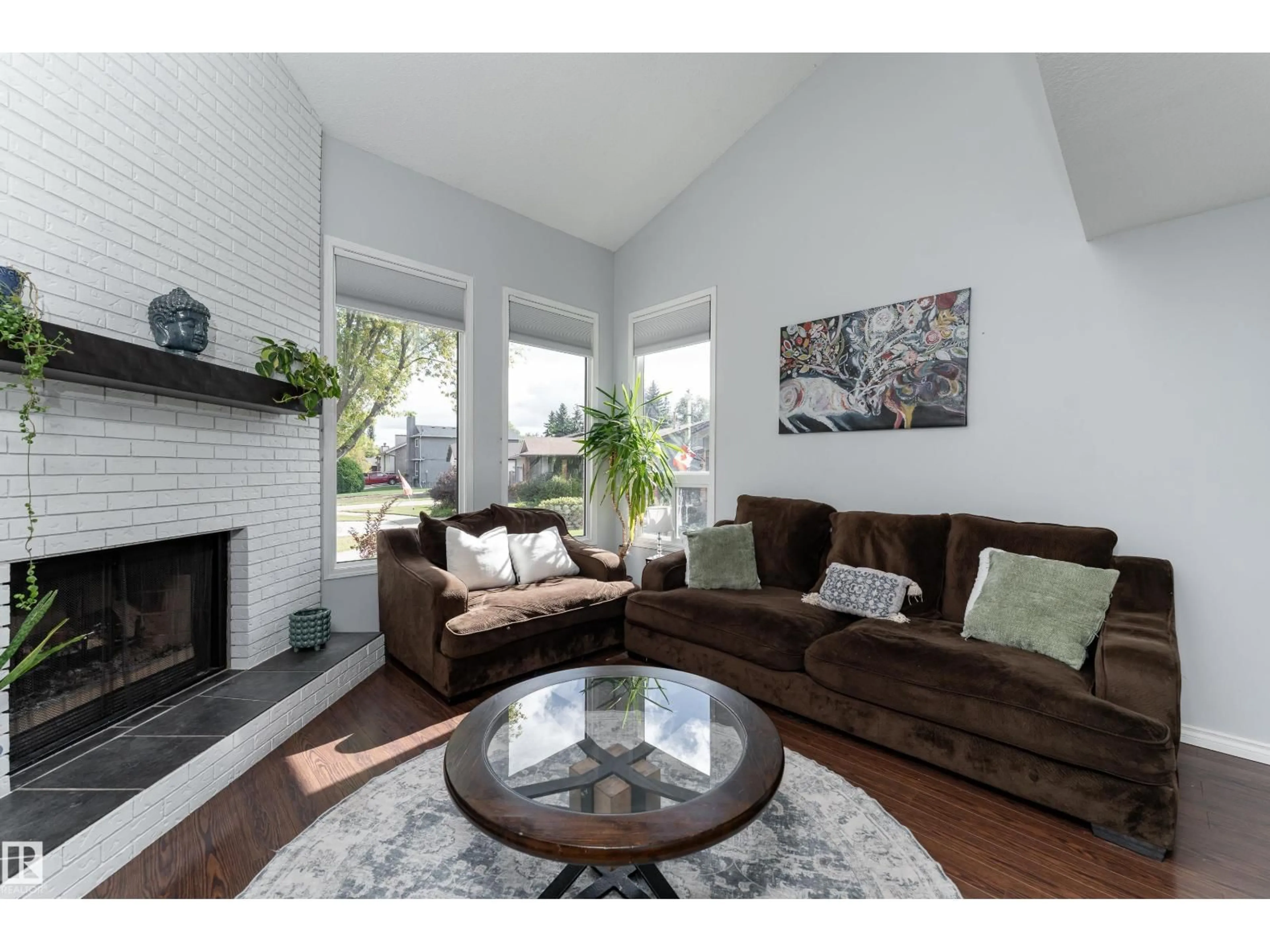 Living room with furniture, unknown for 11 PATTERSON CR, St. Albert Alberta T8N4V1
