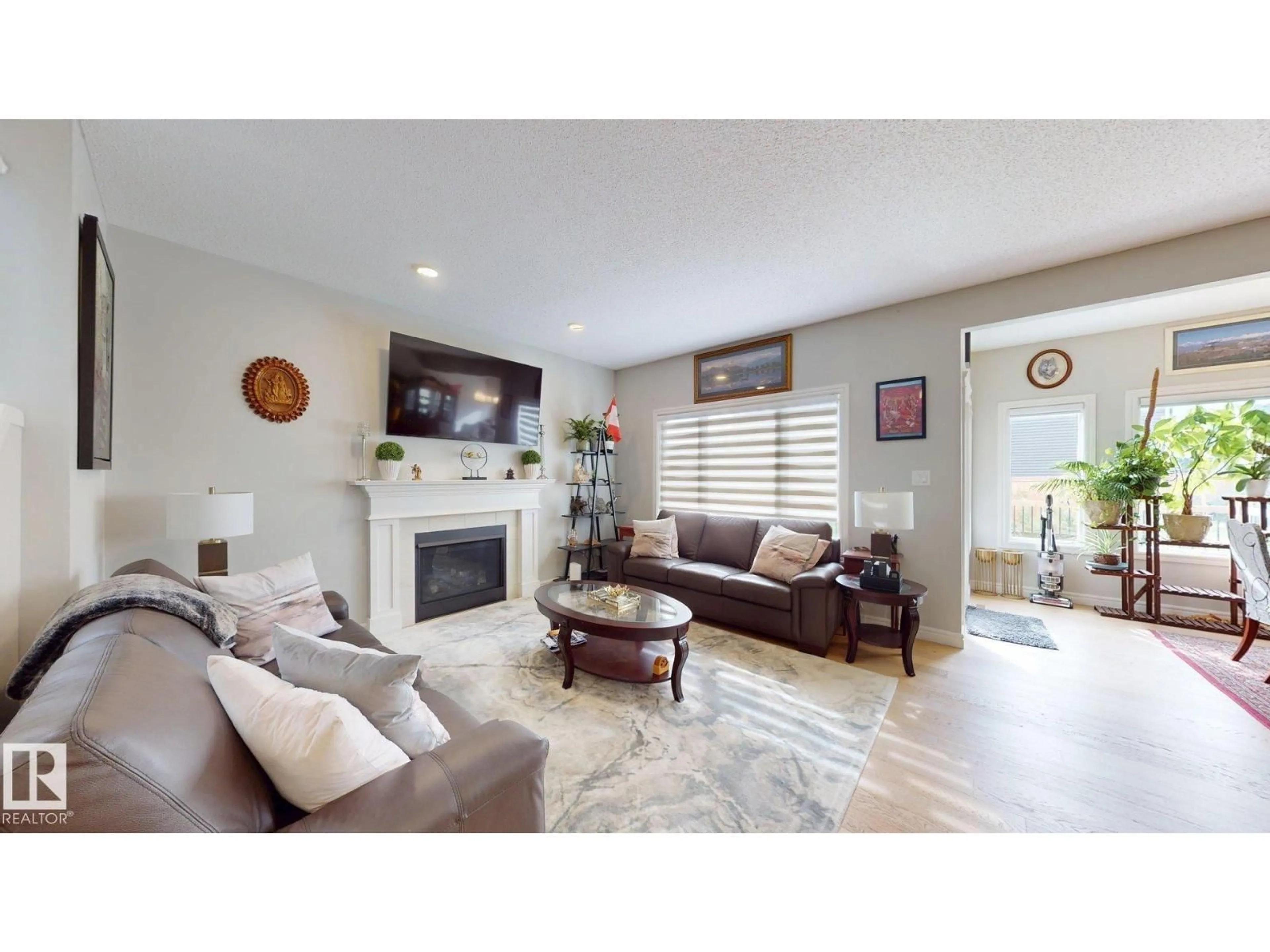 Living room with furniture, unknown for NW - 22407 99 AV, Edmonton Alberta T5T7C2