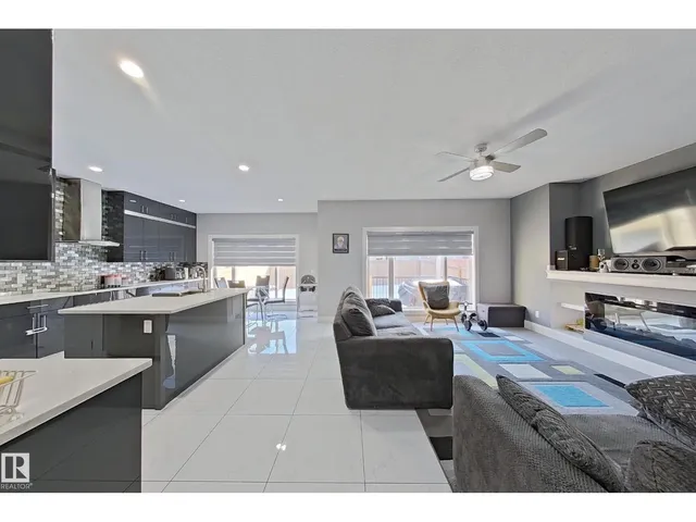3107 13 AV, Edmonton 2
