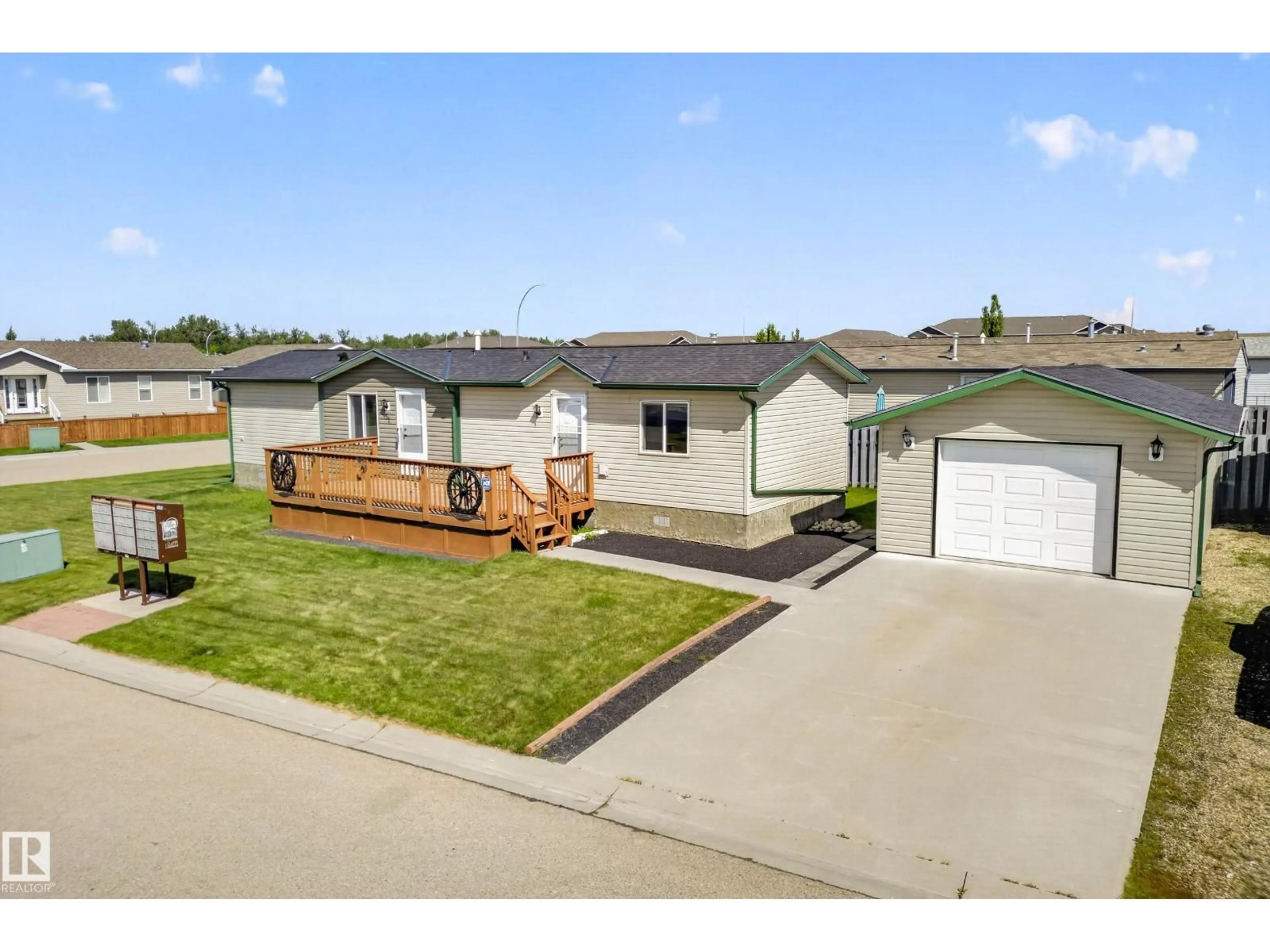 A pic from outside/outdoor area/front of a property/back of a property/a pic from drone, street for 51 JUTLAND CR, Stony Plain Alberta T7Z0A3