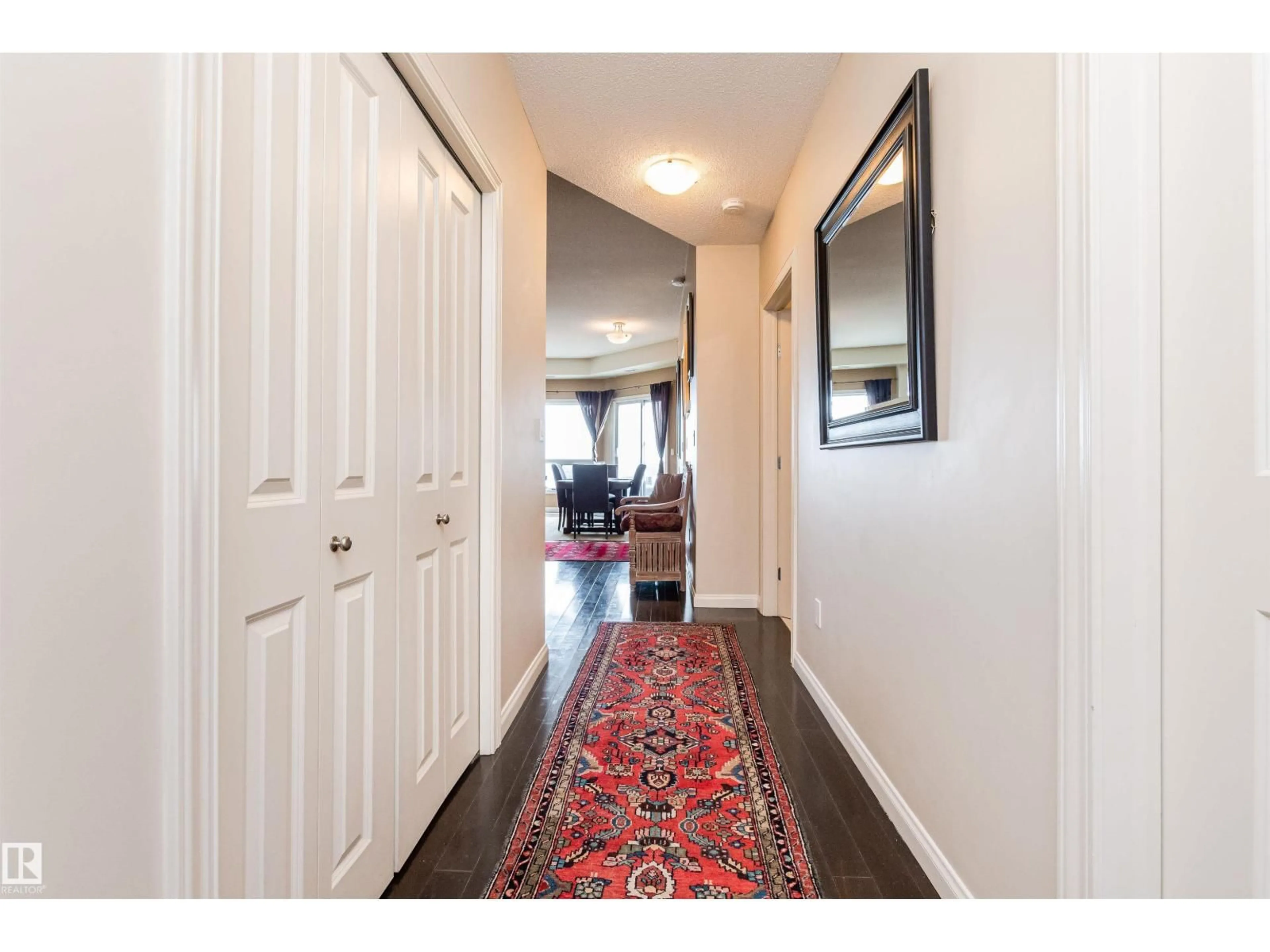 Indoor entryway for 9819 - 1302 104 ST, Edmonton Alberta T5K0Y8