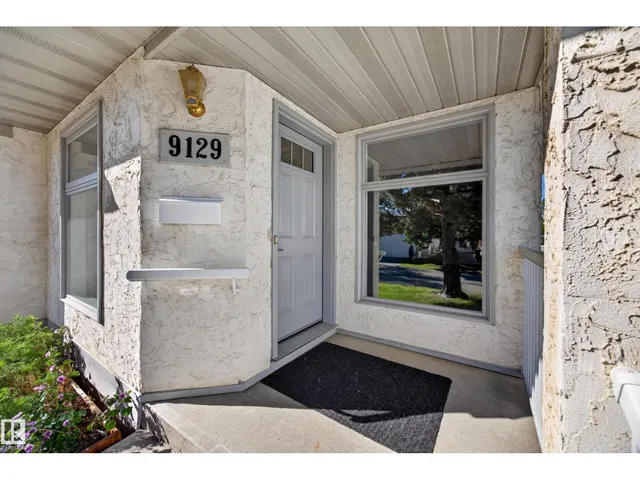 9129 GRANDIN RD, St. Albert 2
