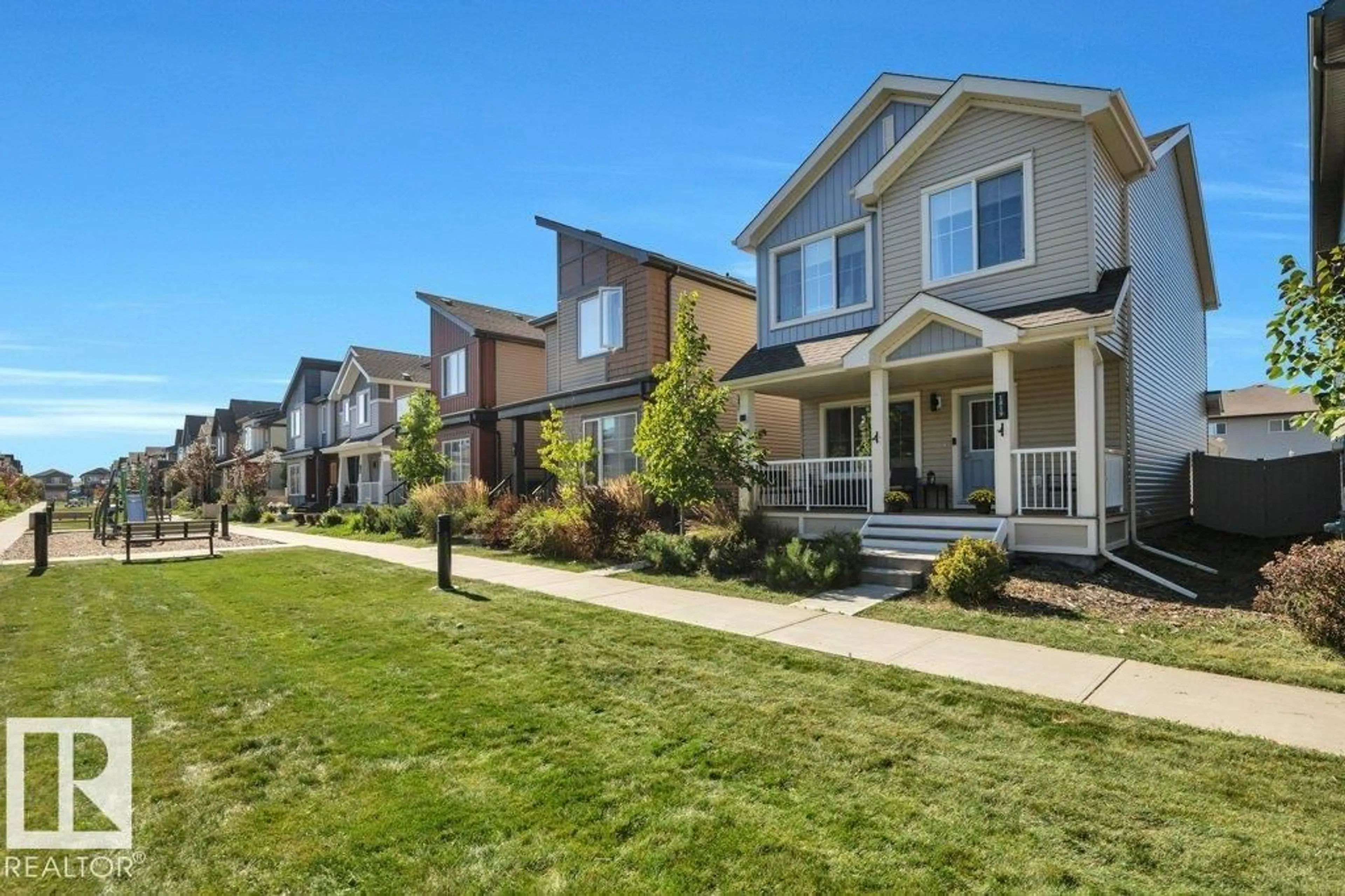 Unknown for NW - 1819 26A ST, Edmonton Alberta T6T2H8