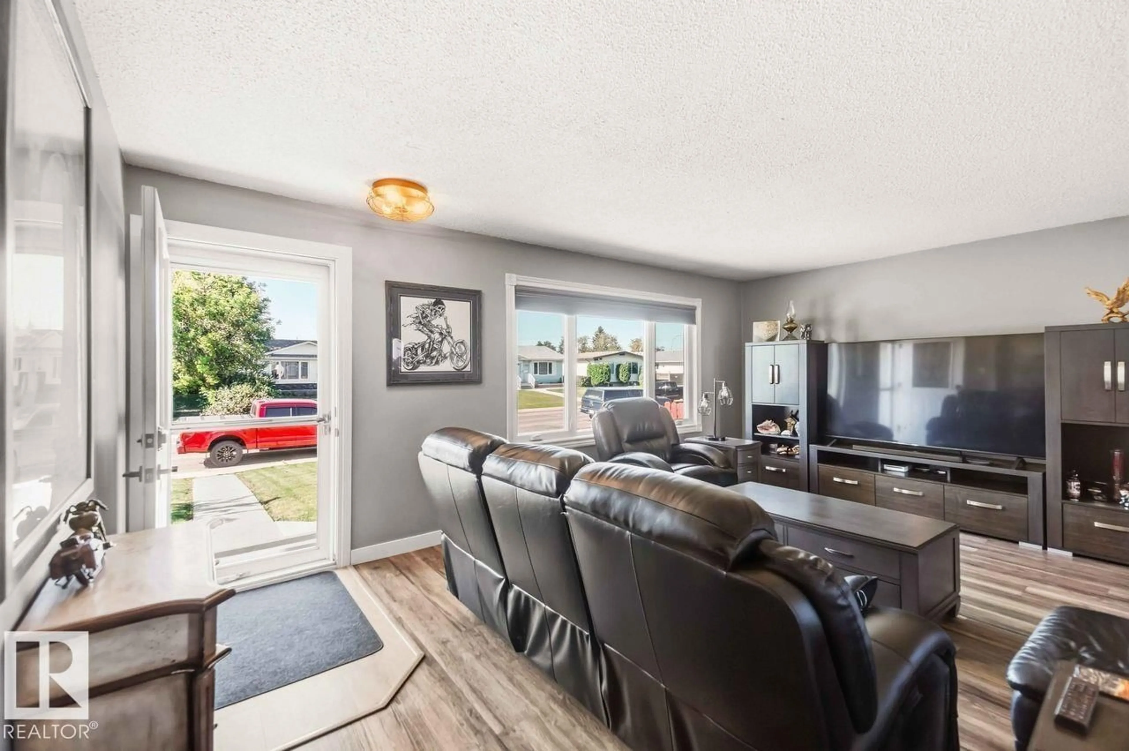 Unknown for 13427 83 STREET, Edmonton Alberta T5E2W9