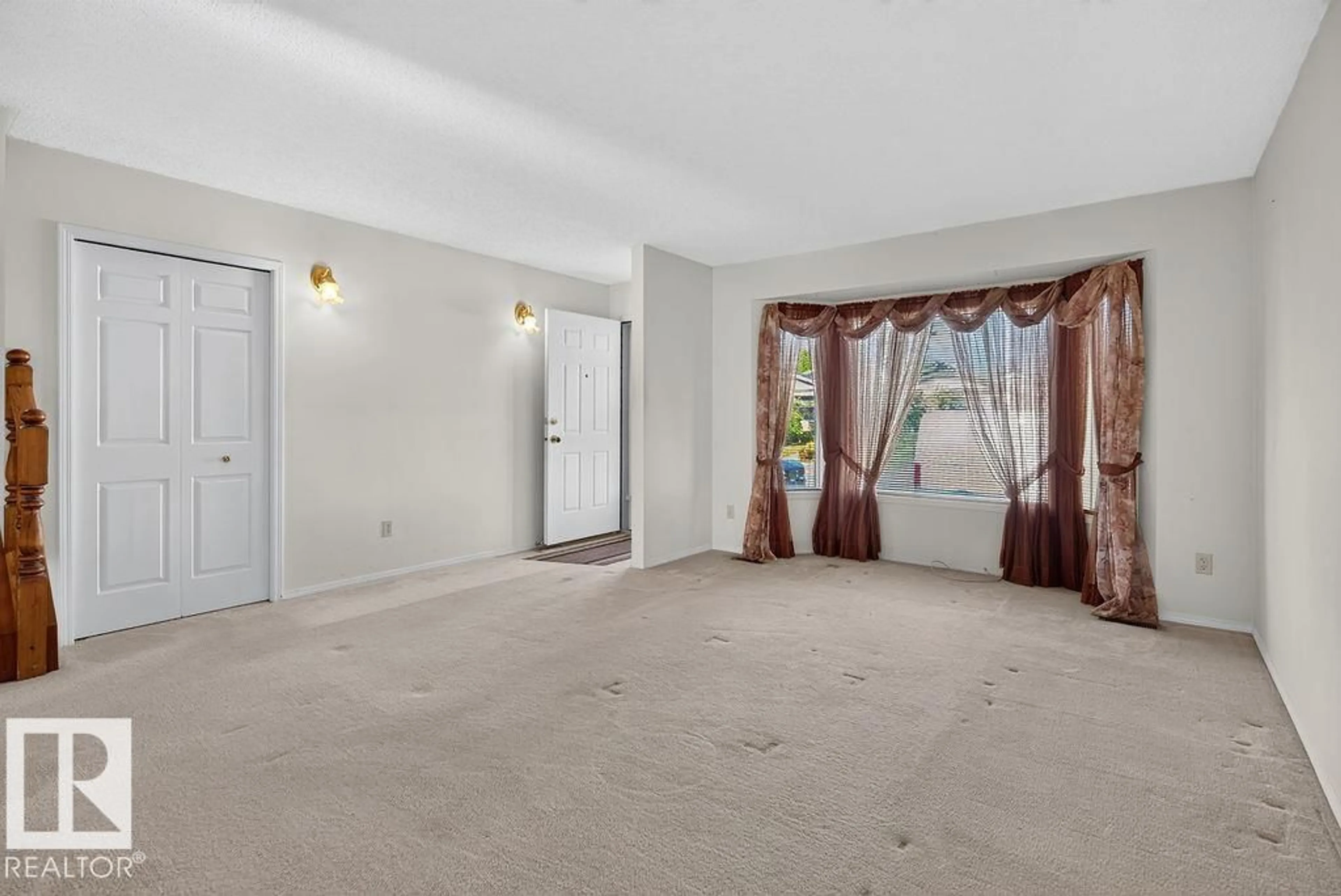 A pic of a room for 7423 188 ST, Edmonton Alberta T5T5J7