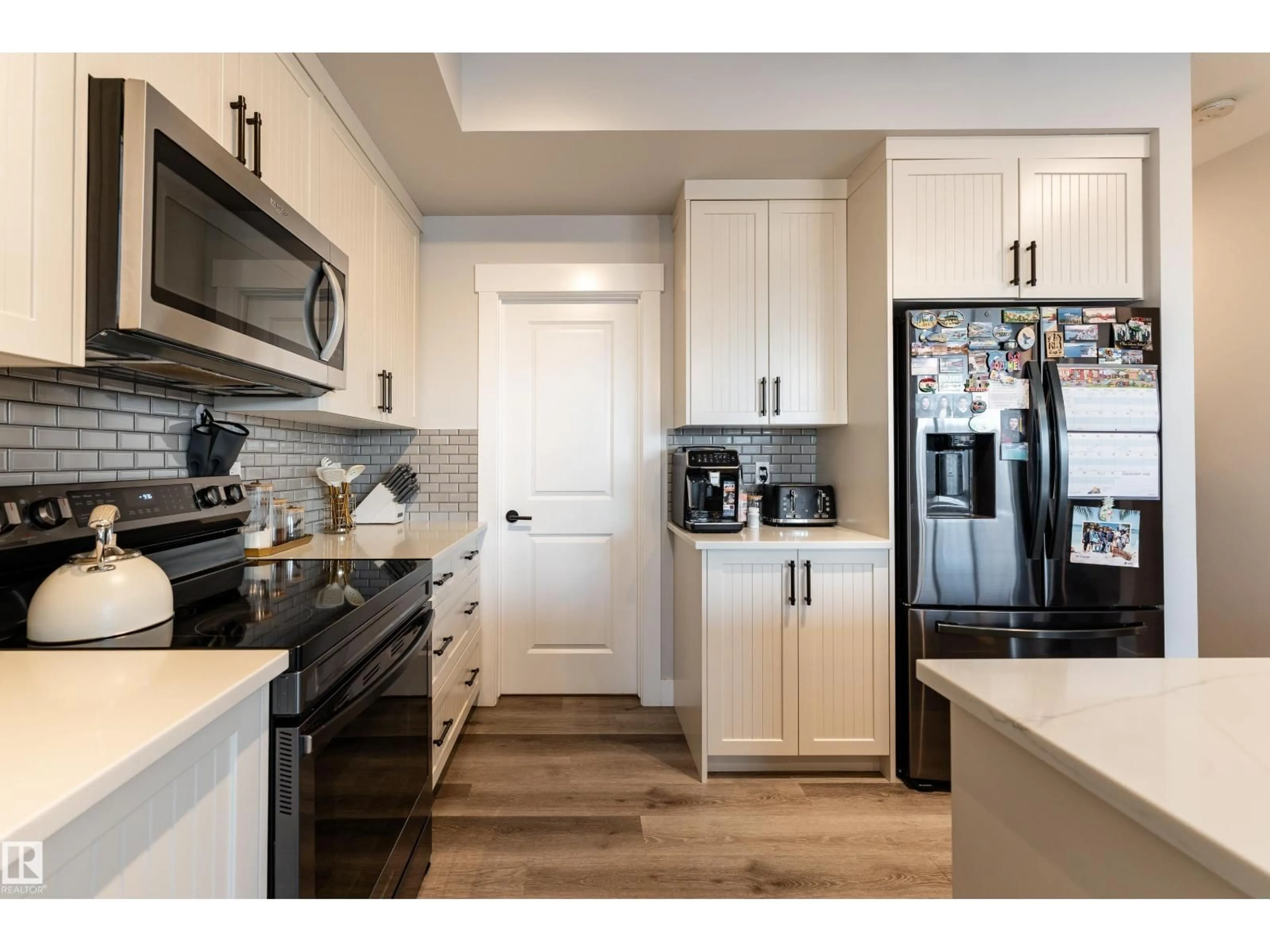 Open concept kitchen, unknown for 2824 152 AV, Edmonton Alberta T5Y3Y8