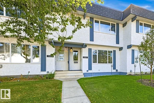 11317 22 AV, Edmonton