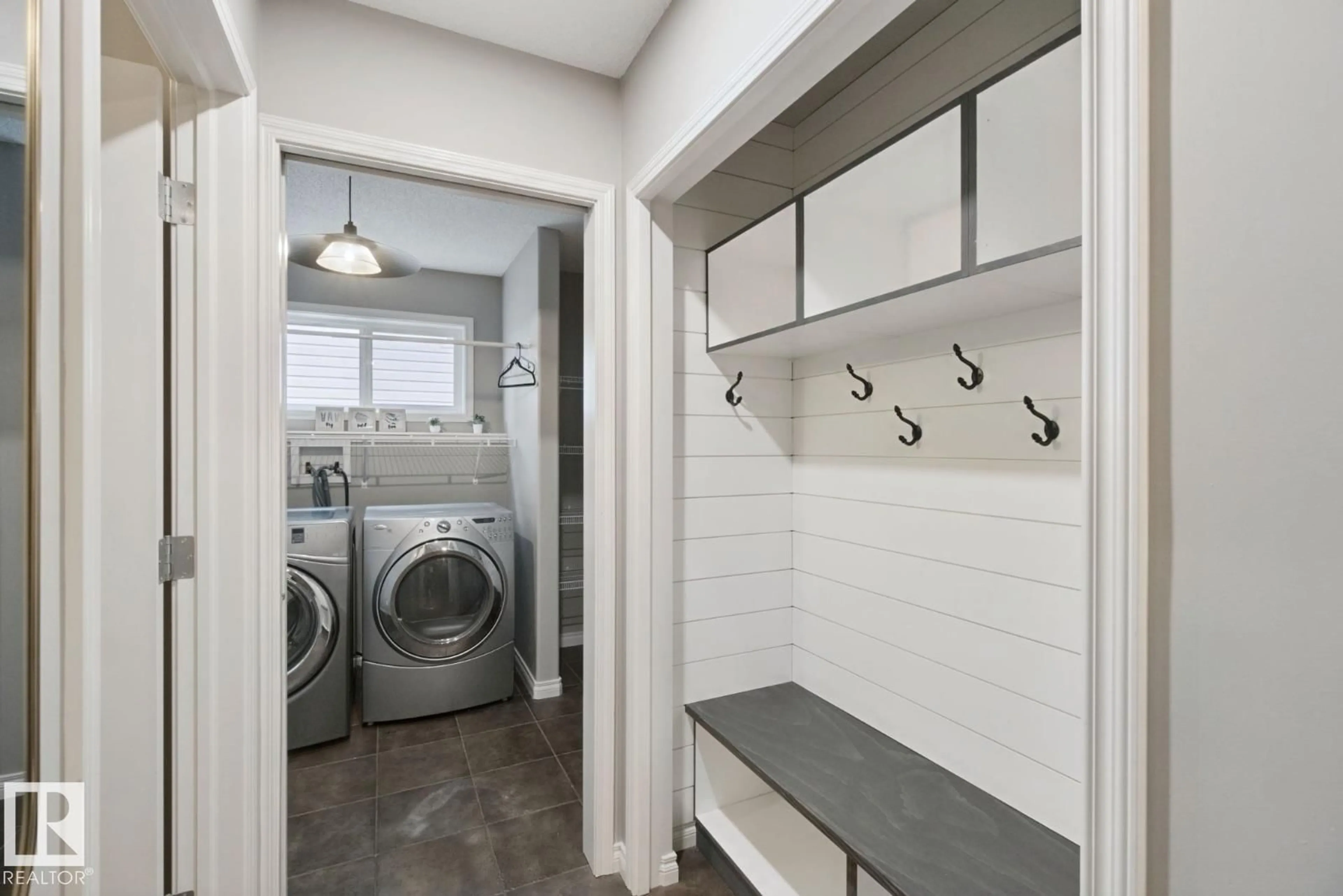 Laundry room for 628 FOXTAIL LN, Sherwood Park Alberta T8A4P2