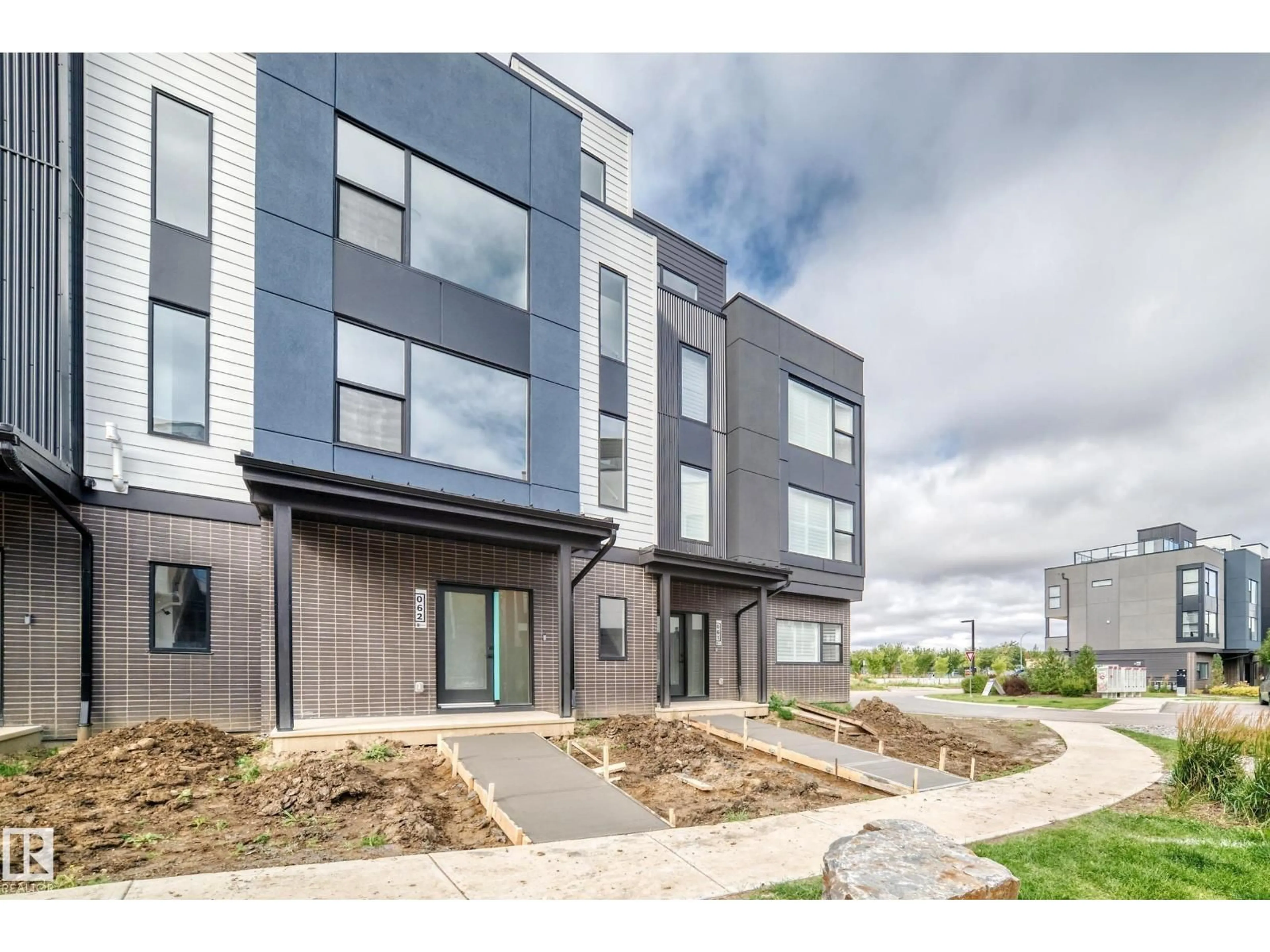 Unknown for 5 - 62 RONDEAU DR, St. Albert Alberta T8N7X8