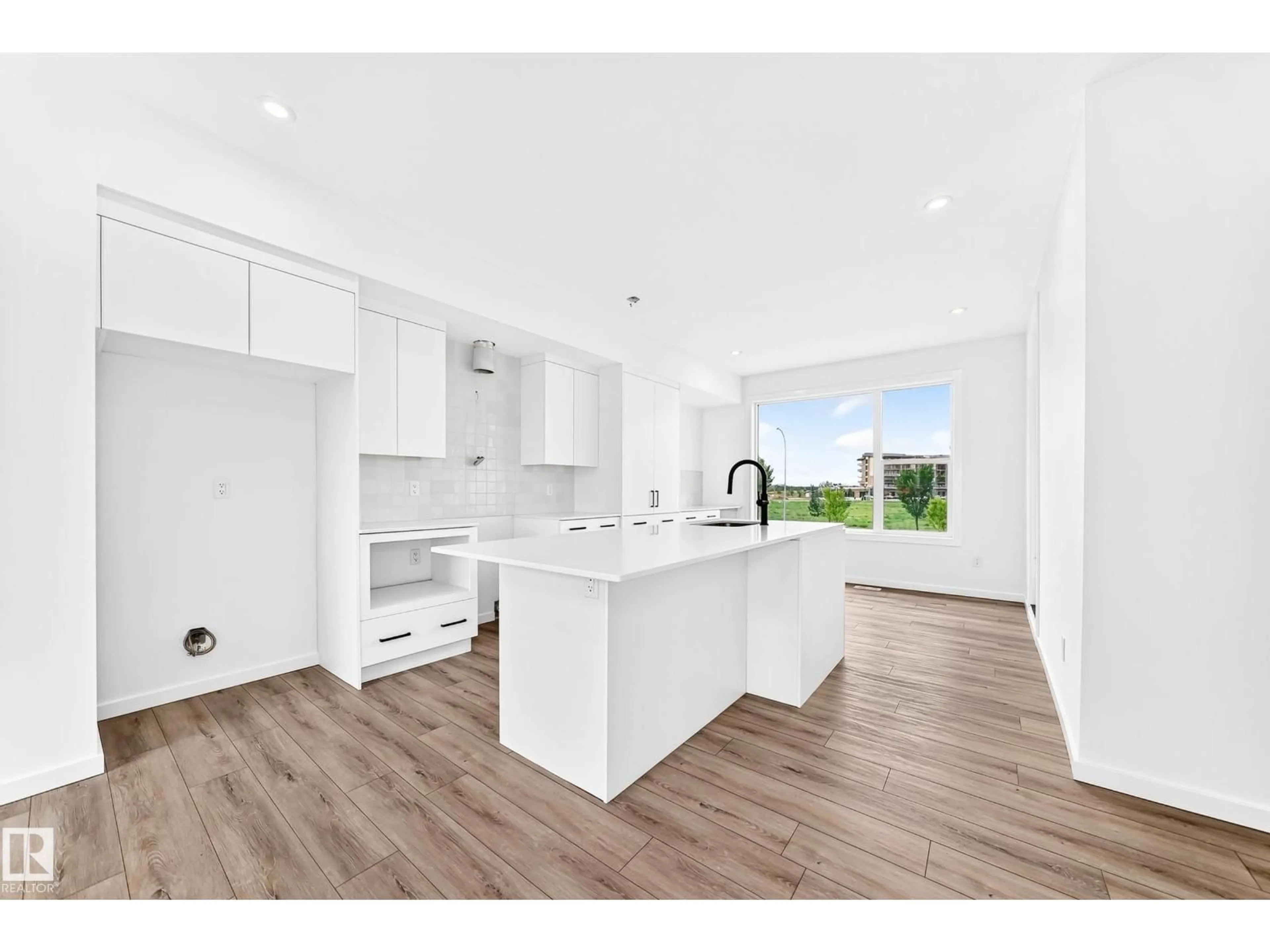 Open concept kitchen, unknown for 5 - 63 RONDEAU DR, St. Albert Alberta T8N7X8