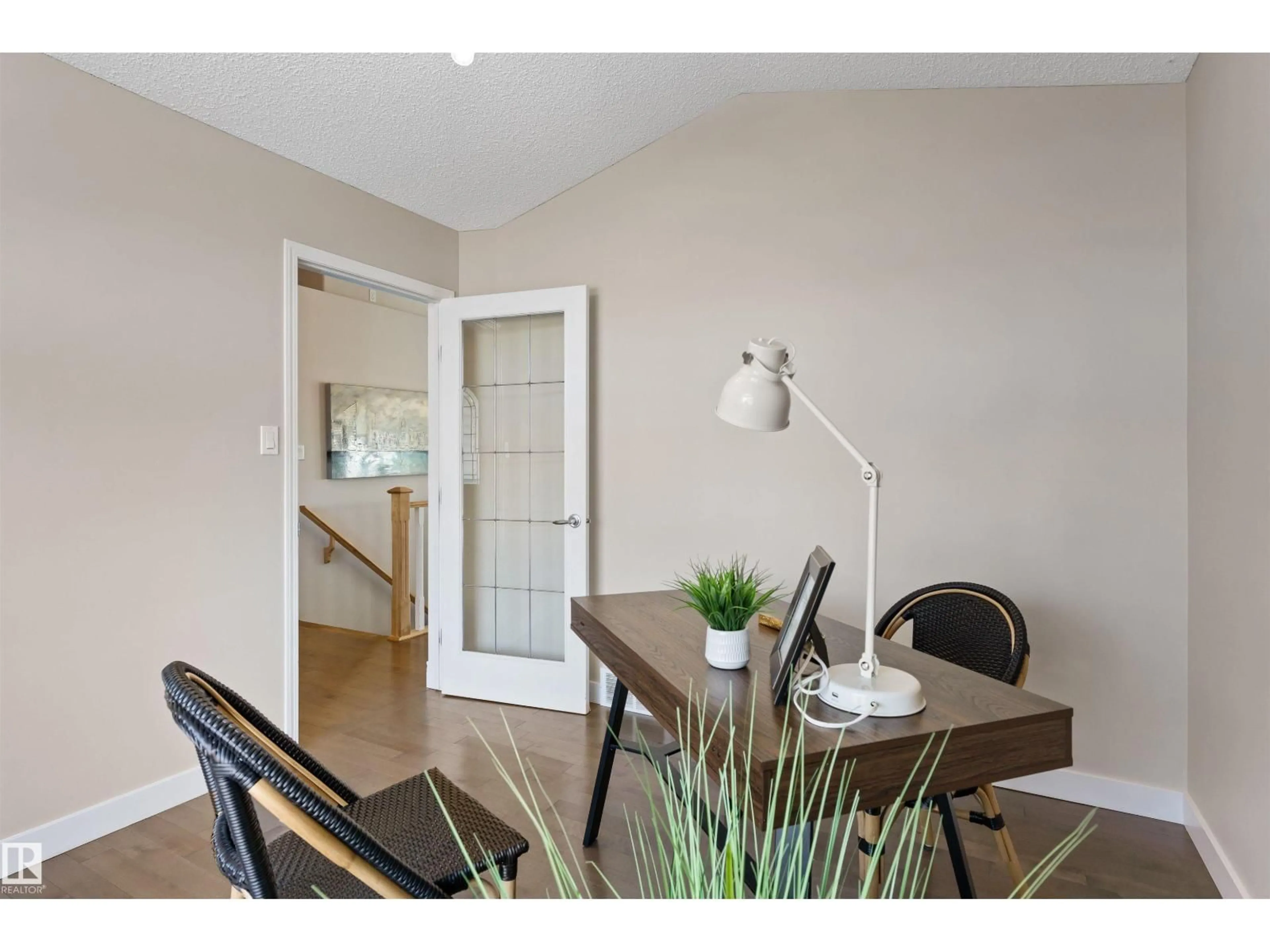 Indoor entryway for 13 NEWBURY CO, St. Albert Alberta T8N7C1