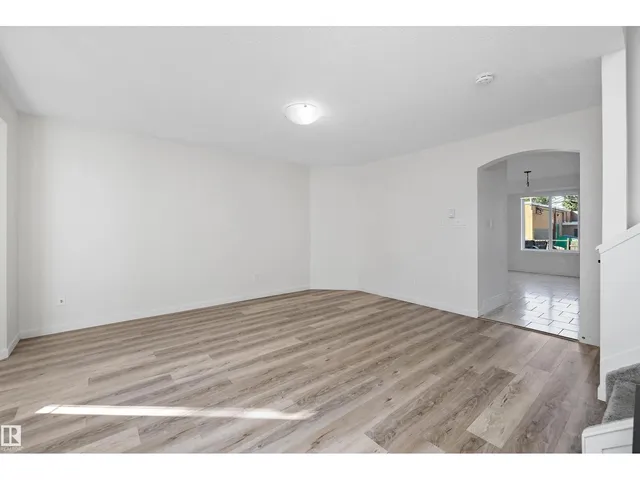11822 47 ST, Edmonton 5