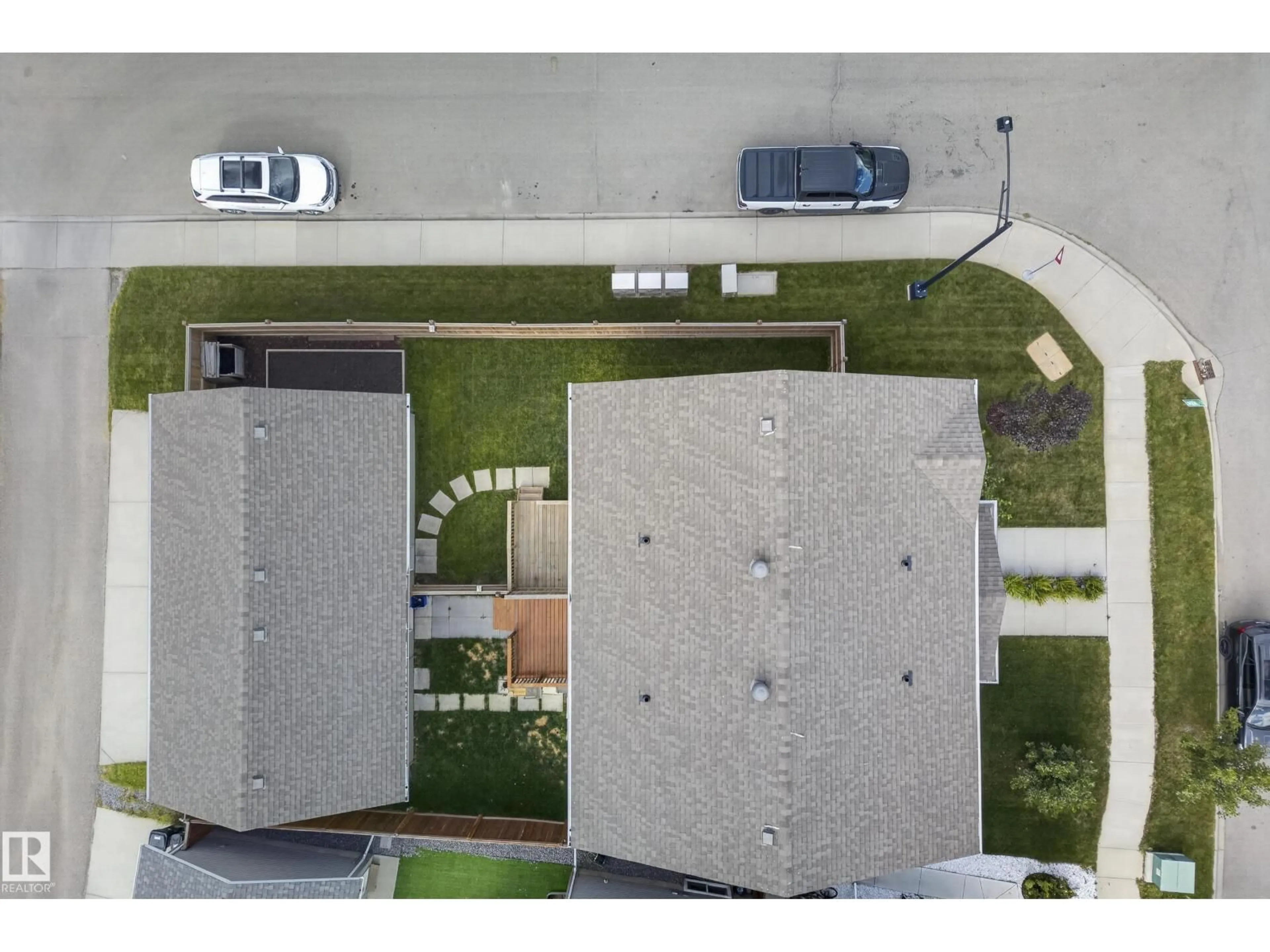 A pic from outside/outdoor area/front of a property/back of a property/a pic from drone, street for SW - 1204 163 ST, Edmonton Alberta T6W3K4