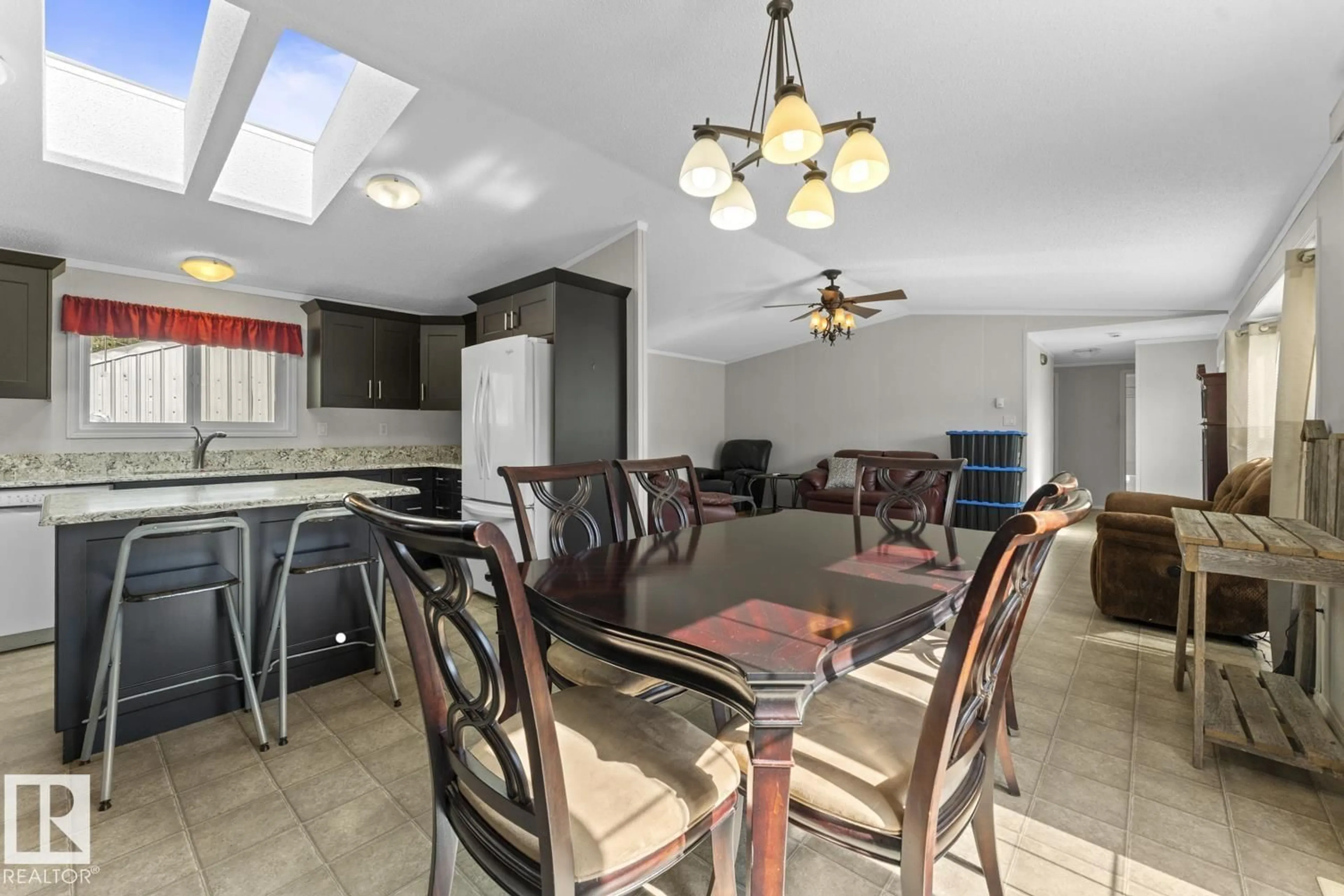 Dining room, ceramic/tile floor for 43018 TWP RD 643, Rural Bonnyville M.D. Alberta T9M1P3