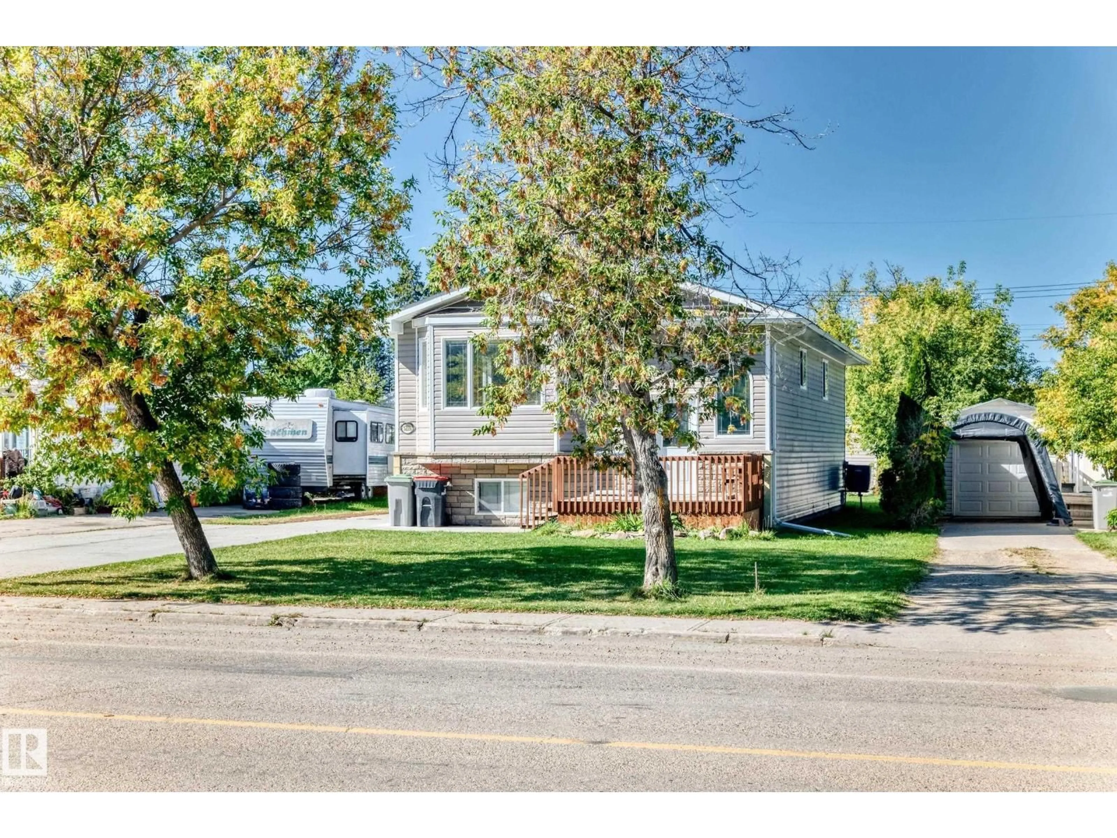 Home with vinyl exterior material, street for 5226 52 ST, Thorsby Alberta T0C2P0