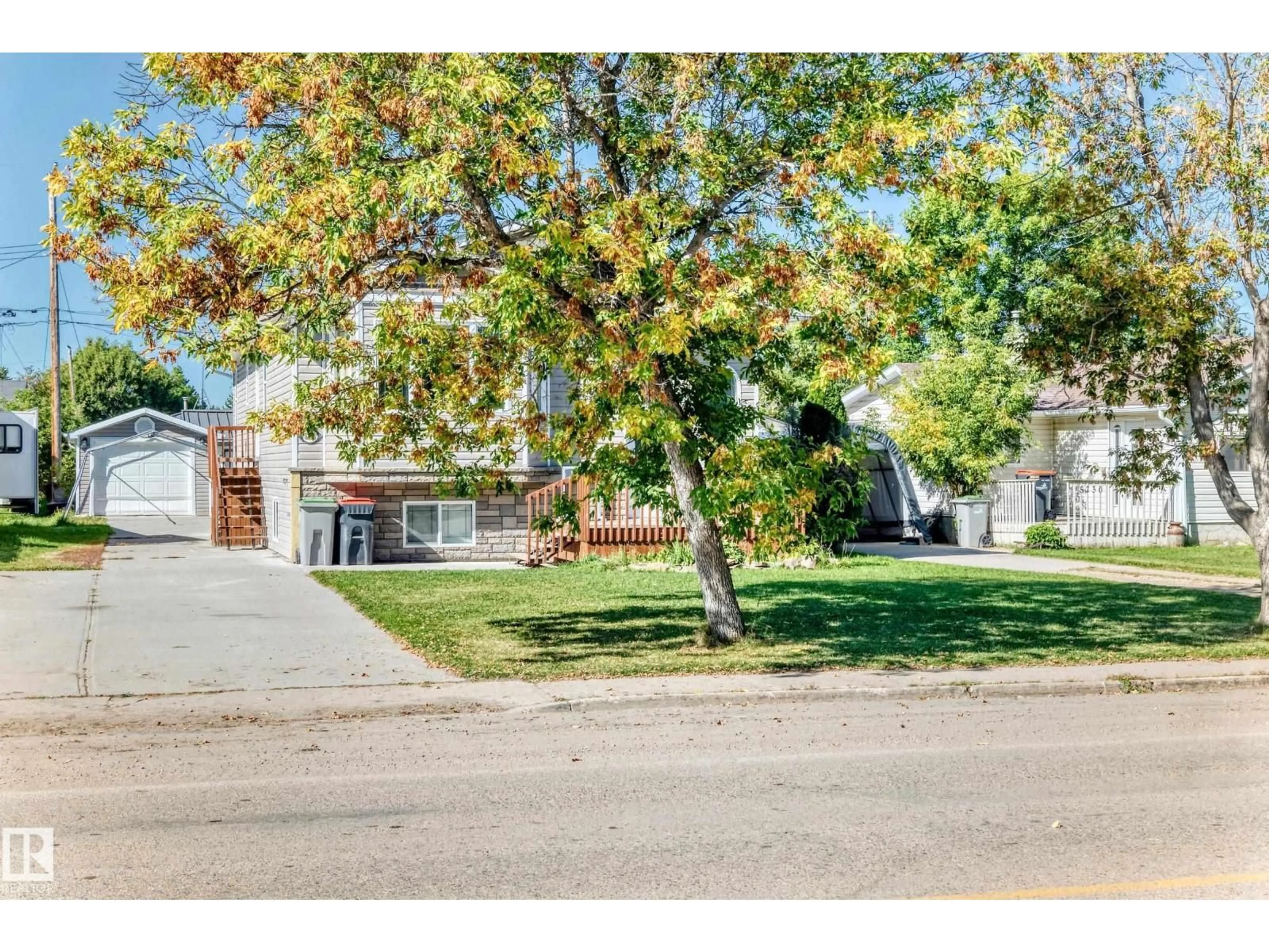 A pic from outside/outdoor area/front of a property/back of a property/a pic from drone, street for 5226 52 ST, Thorsby Alberta T0C2P0