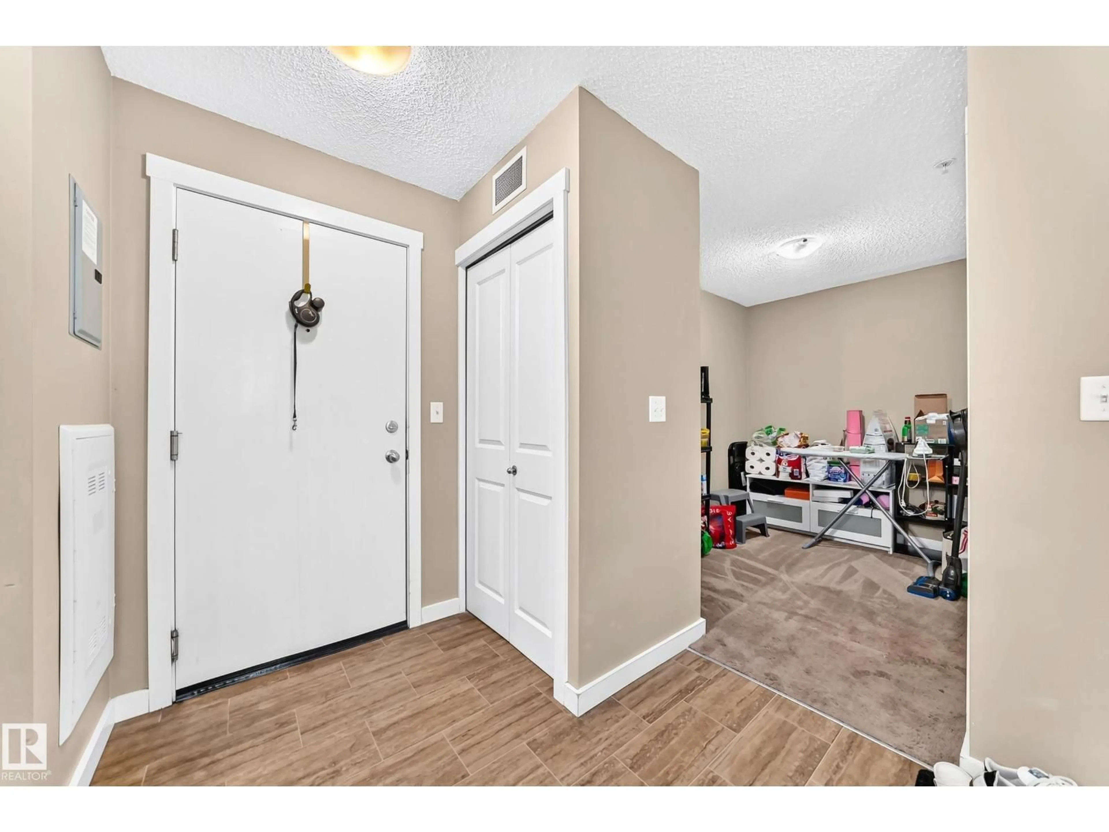 Indoor entryway for #306 - 5370 CHAPPELLE RD, Edmonton Alberta T6W3L5