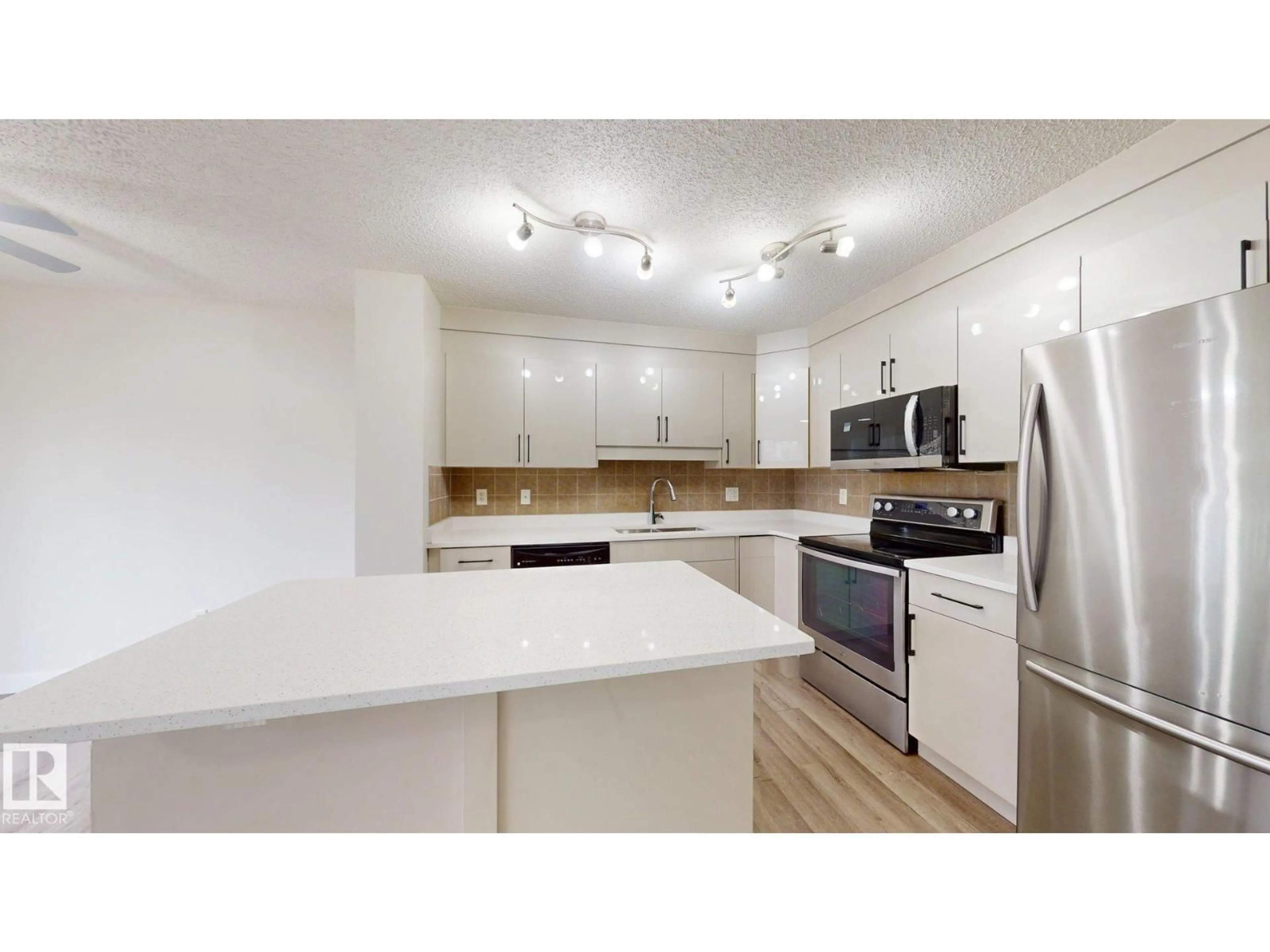 Unknown for NW - 1150 37B AV, Edmonton Alberta T6T0E6