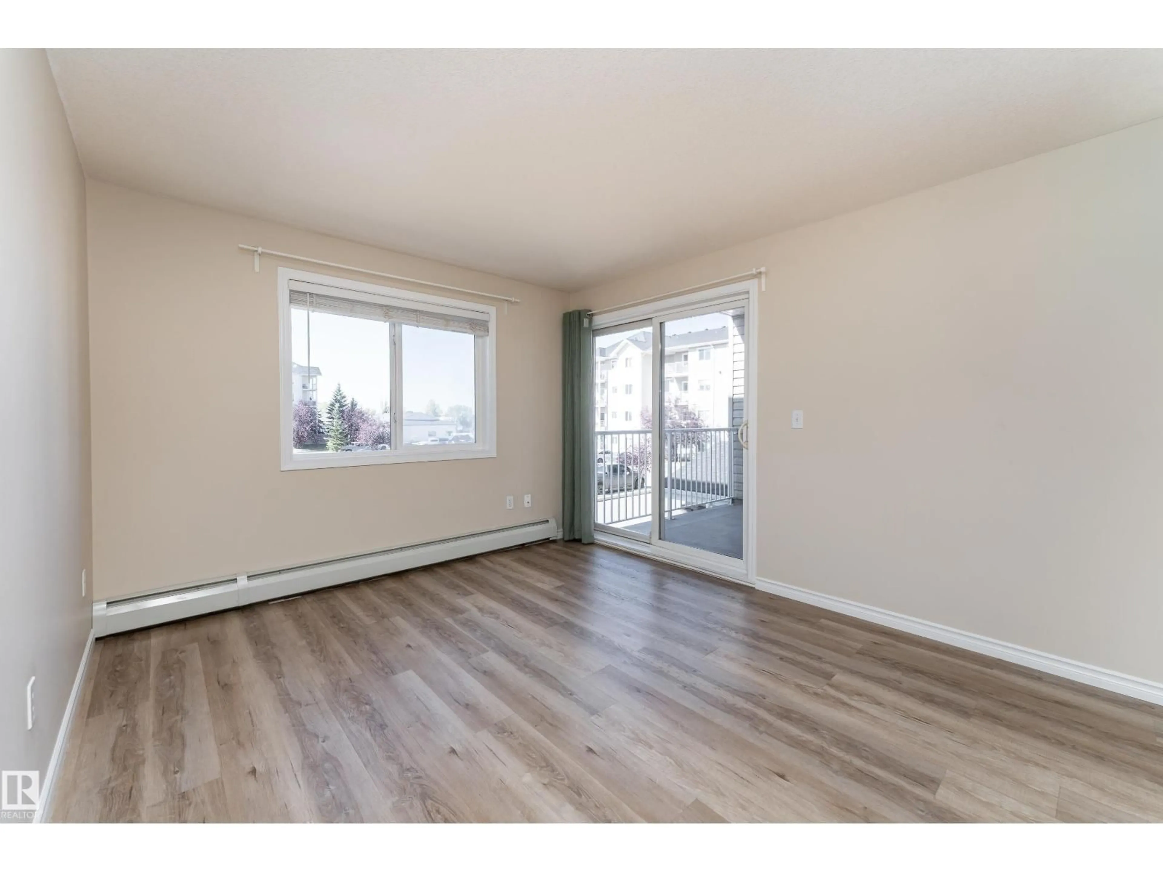 A pic of a room for #214 - 4309 33 ST, Stony Plain Alberta T7Z0C4