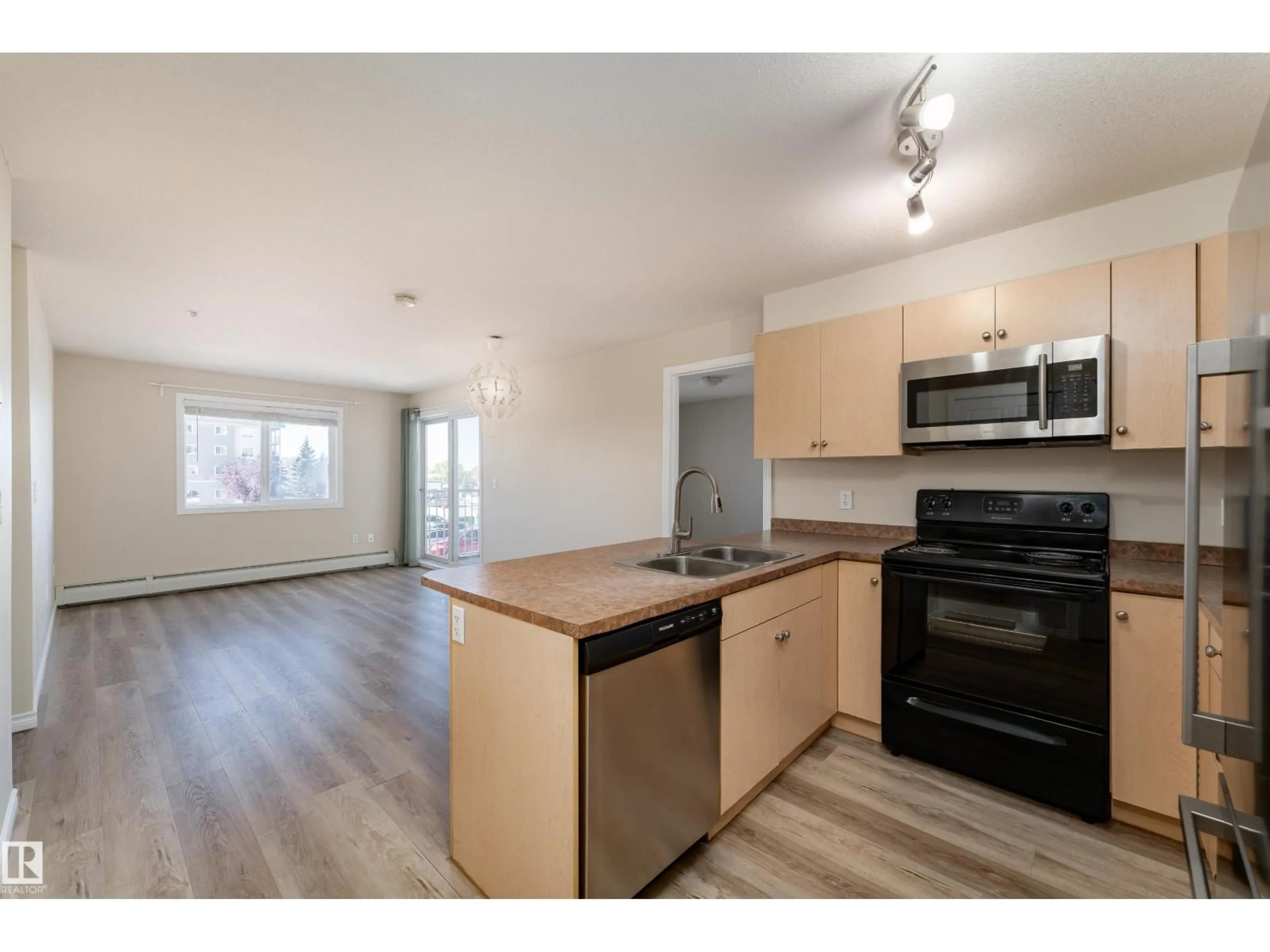 Standard kitchen, wood/laminate floor for #214 - 4309 33 ST, Stony Plain Alberta T7Z0C4