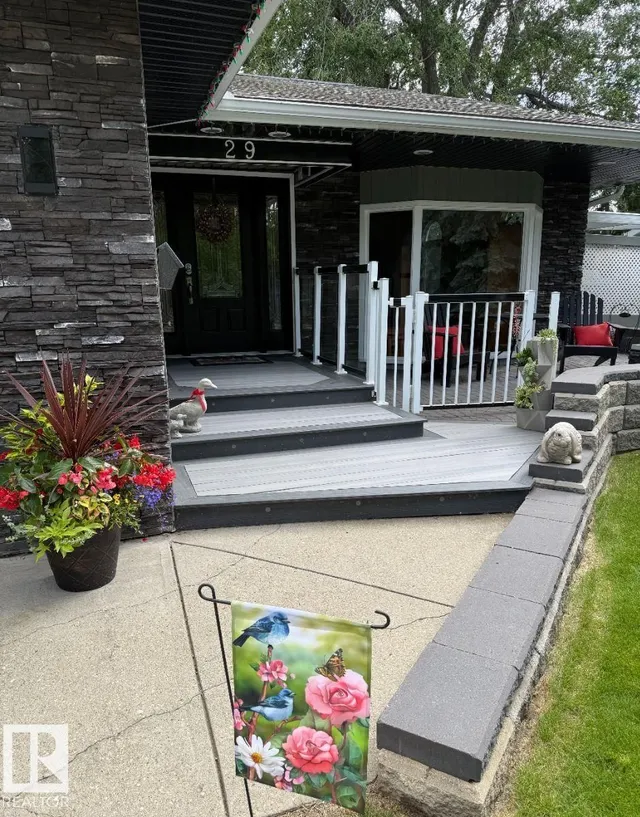 29 LINDBERGH CR, St. Albert 2