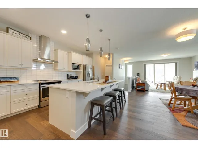 8111 222 ST, Edmonton 5