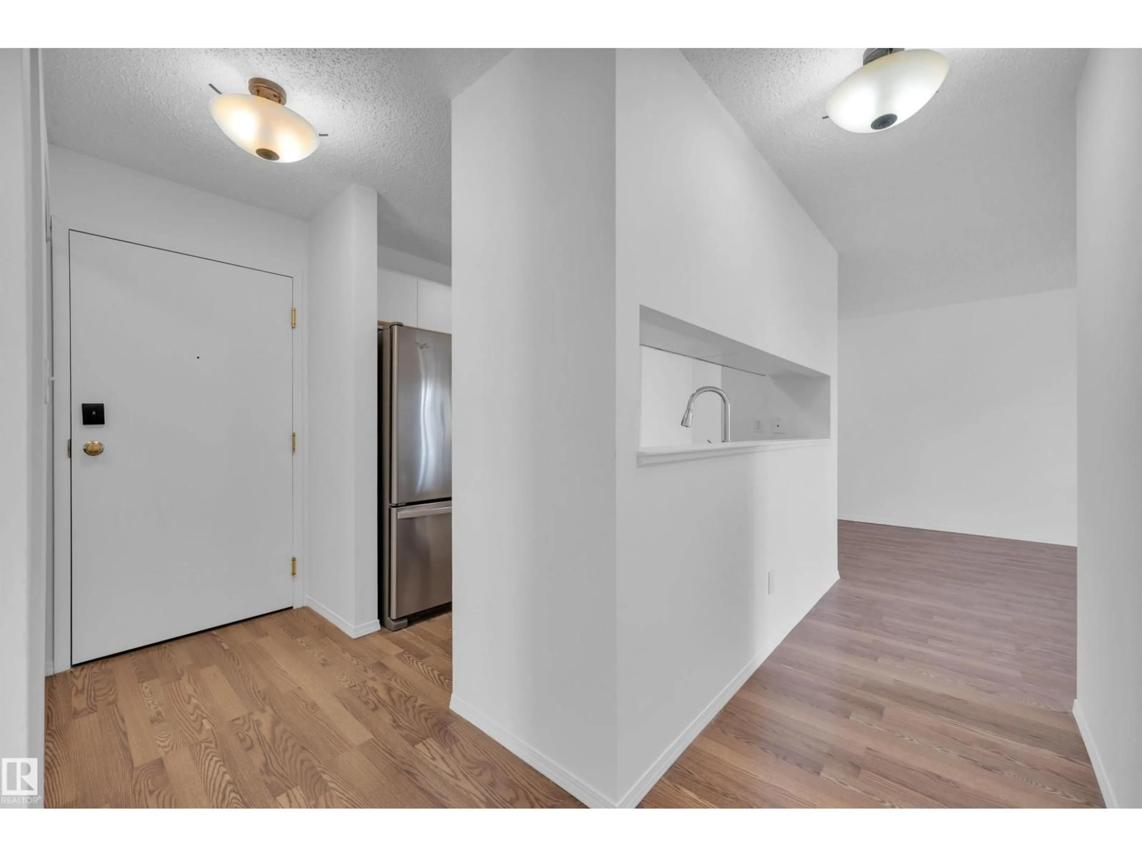 Unknown for 206 - 11620 9A AV NW, Edmonton Alberta T6J7B4