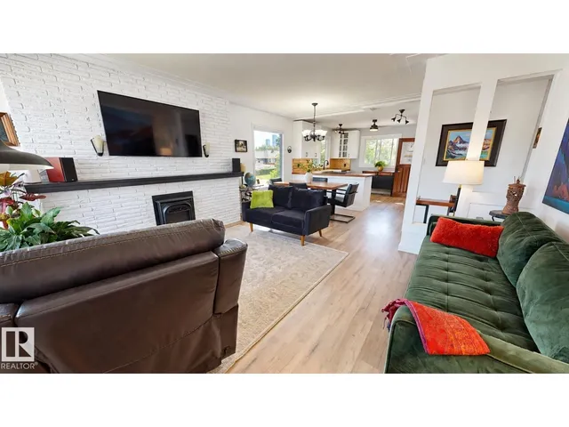 11403 112 AV, Edmonton 3