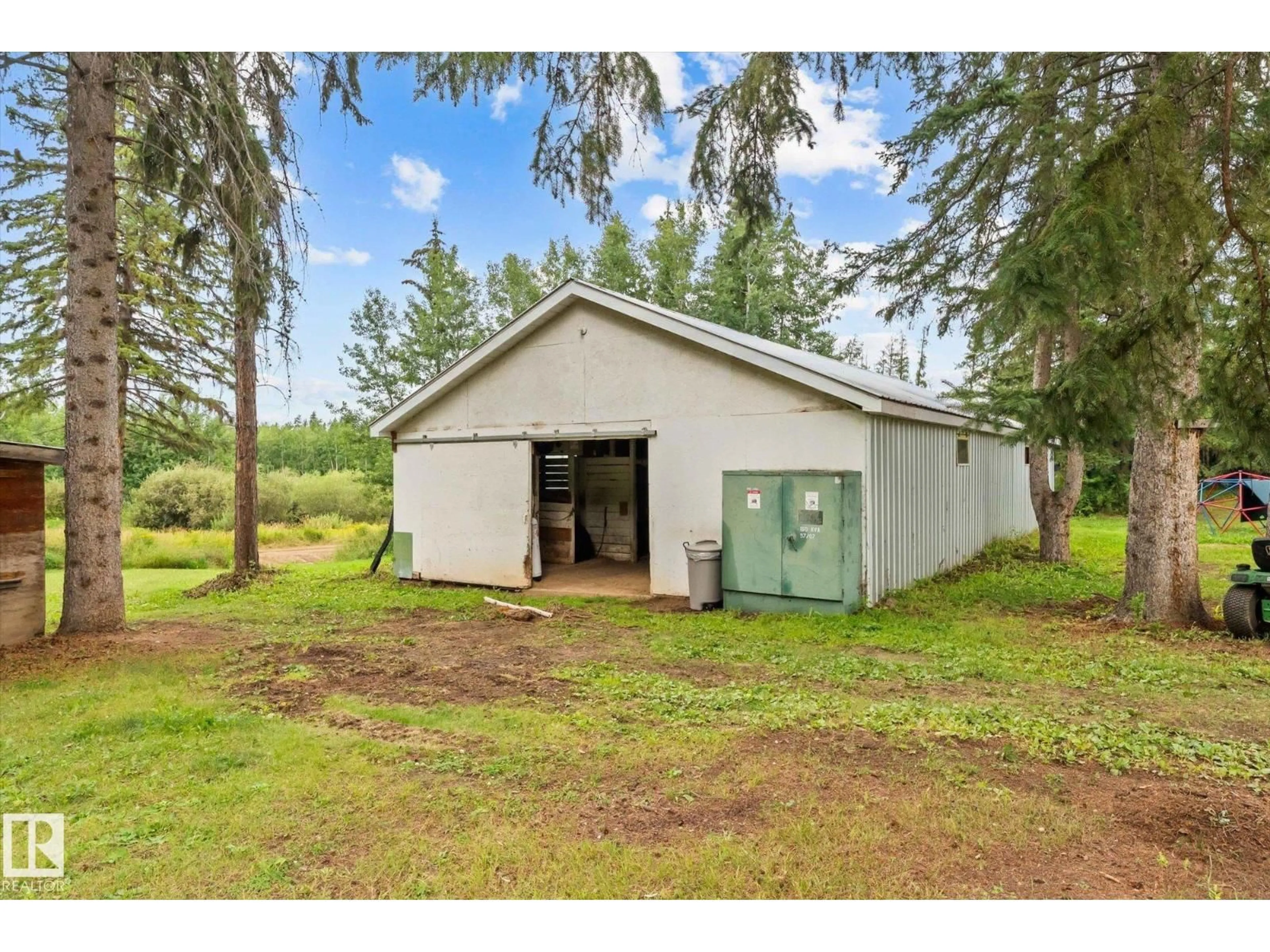 Shed for 54426 RGE ROAD 15, Rural Lac Ste. Anne County Alberta T0E1V0