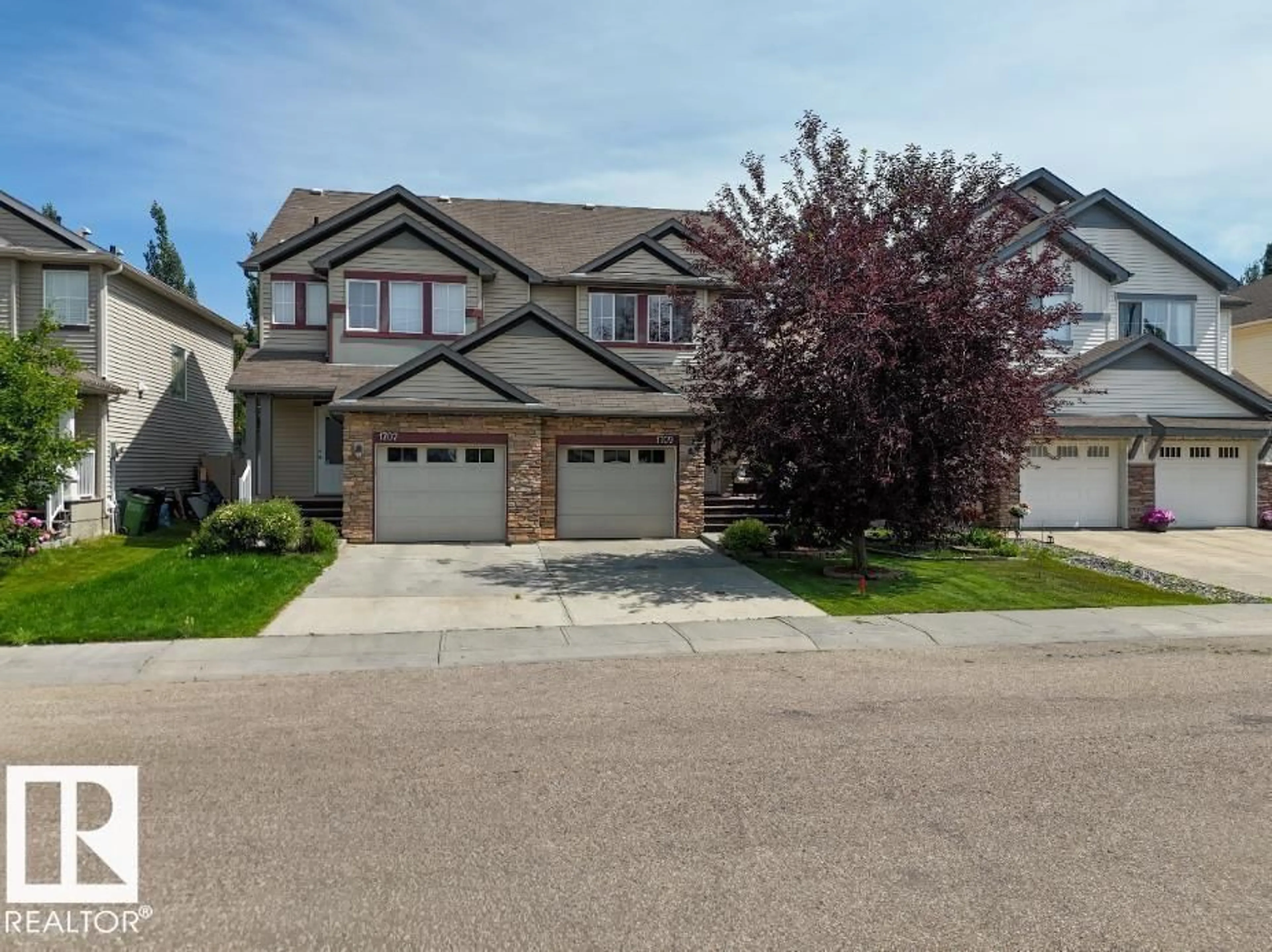 Unknown for 1709 64 ST, Edmonton Alberta T6X0M8
