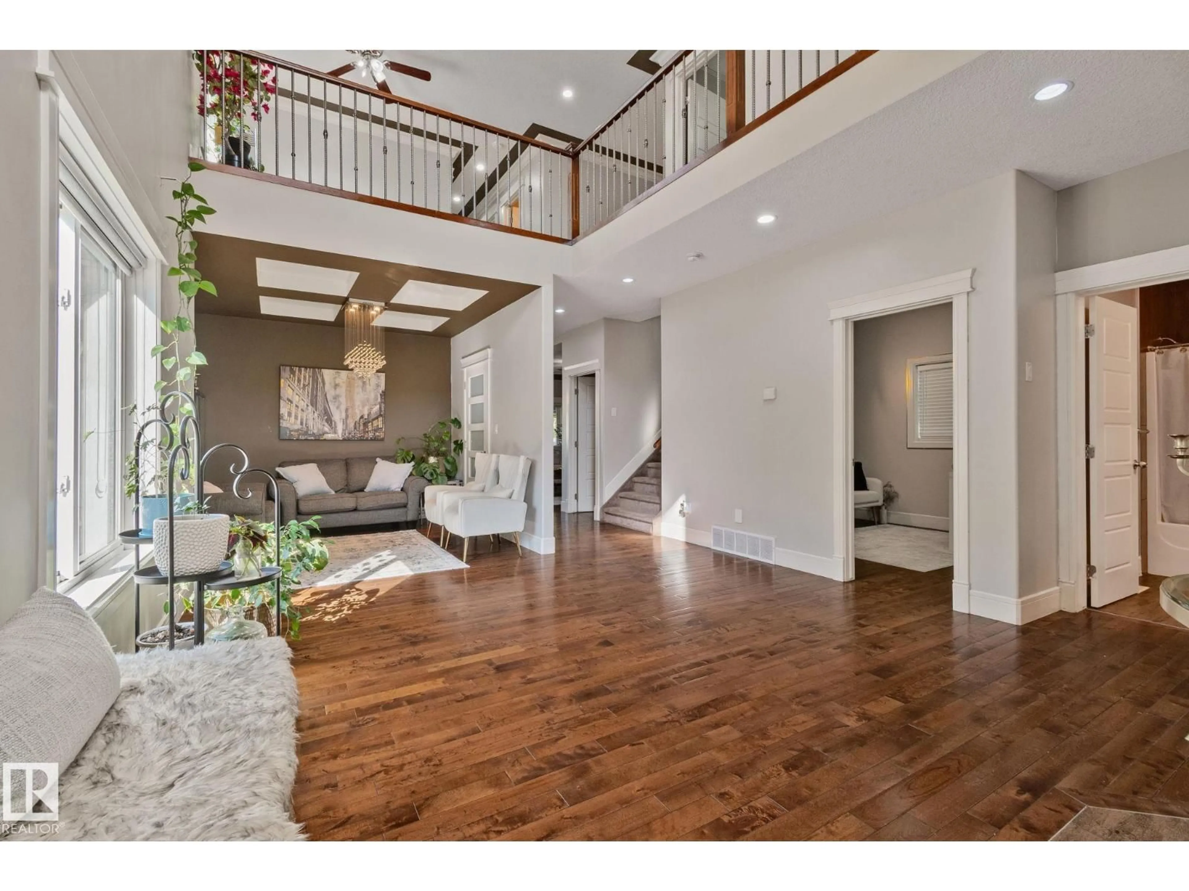 Indoor entryway for NW - 13836 163 AV, Edmonton Alberta T6V0K5