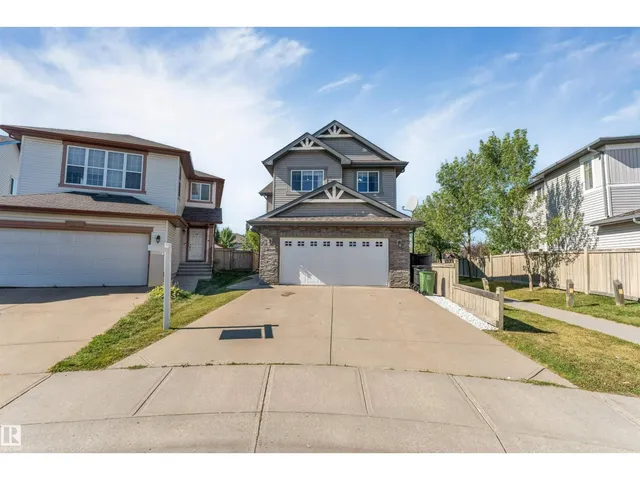 3662 13 ST NW, Edmonton 2