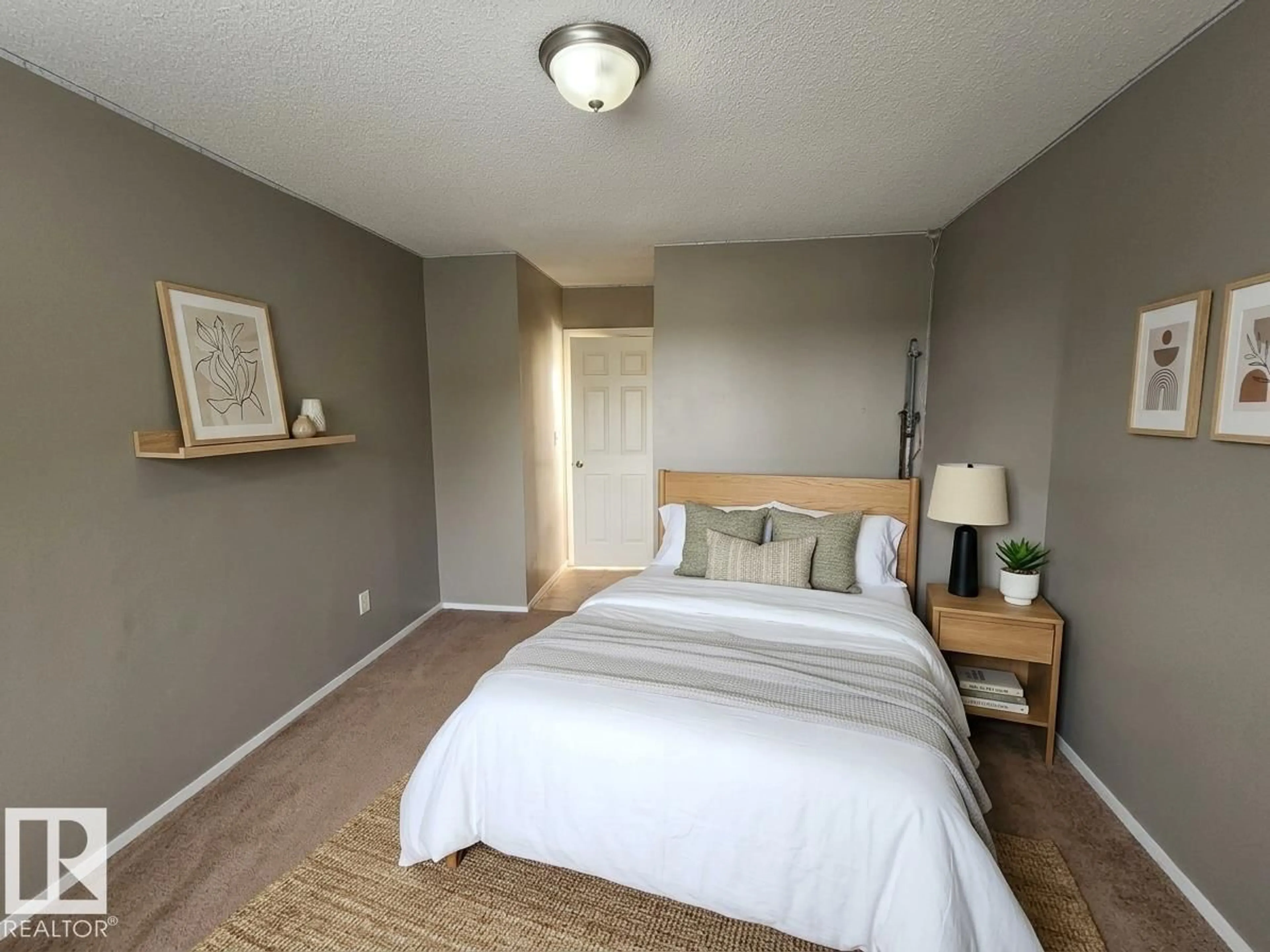 A pic of a room for #403 - 2620 MILL WOODS RD E, Edmonton Alberta T6L5K6