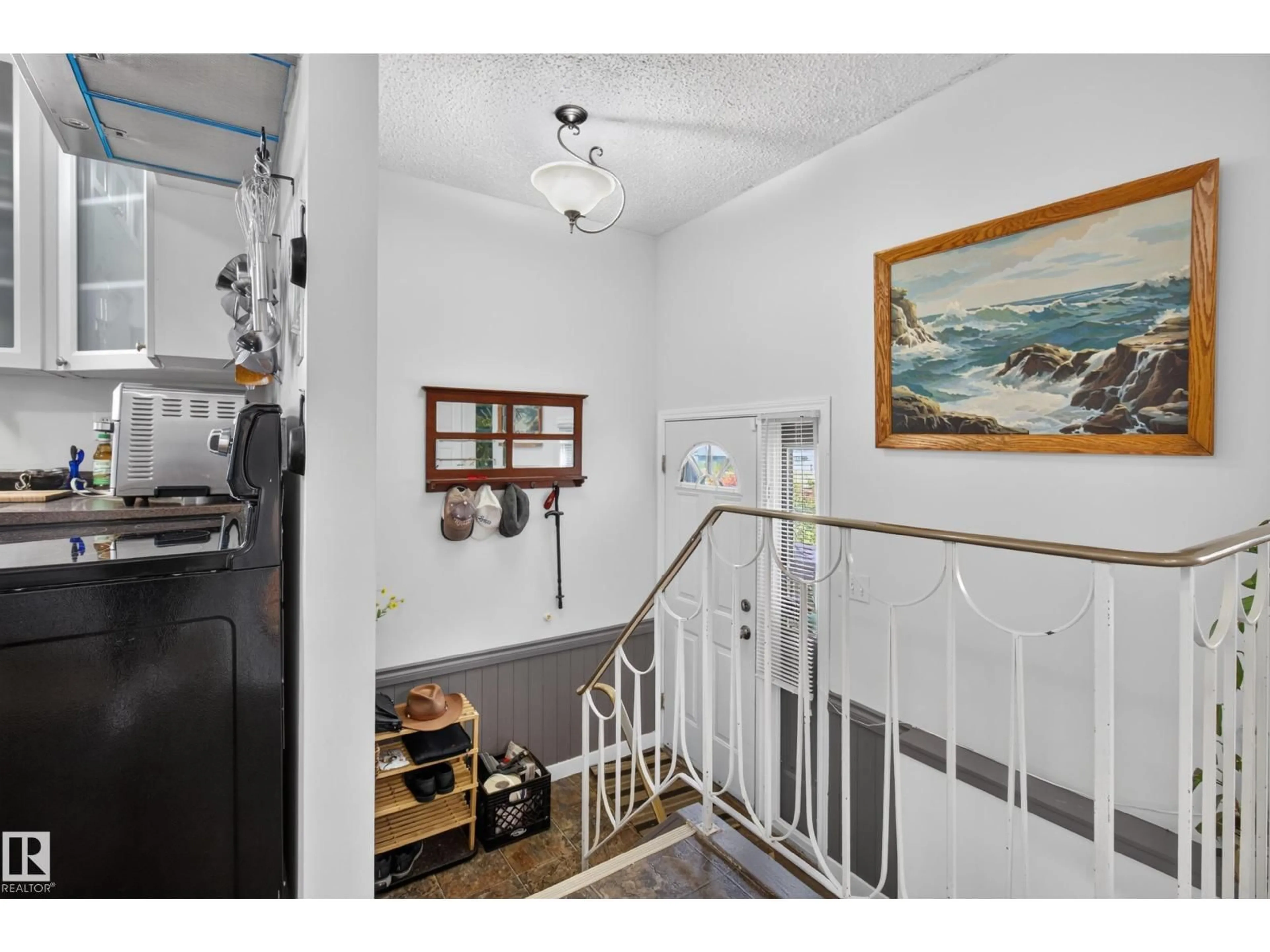 Unknown for NW - 13214 38 ST, Edmonton Alberta T5A3G4