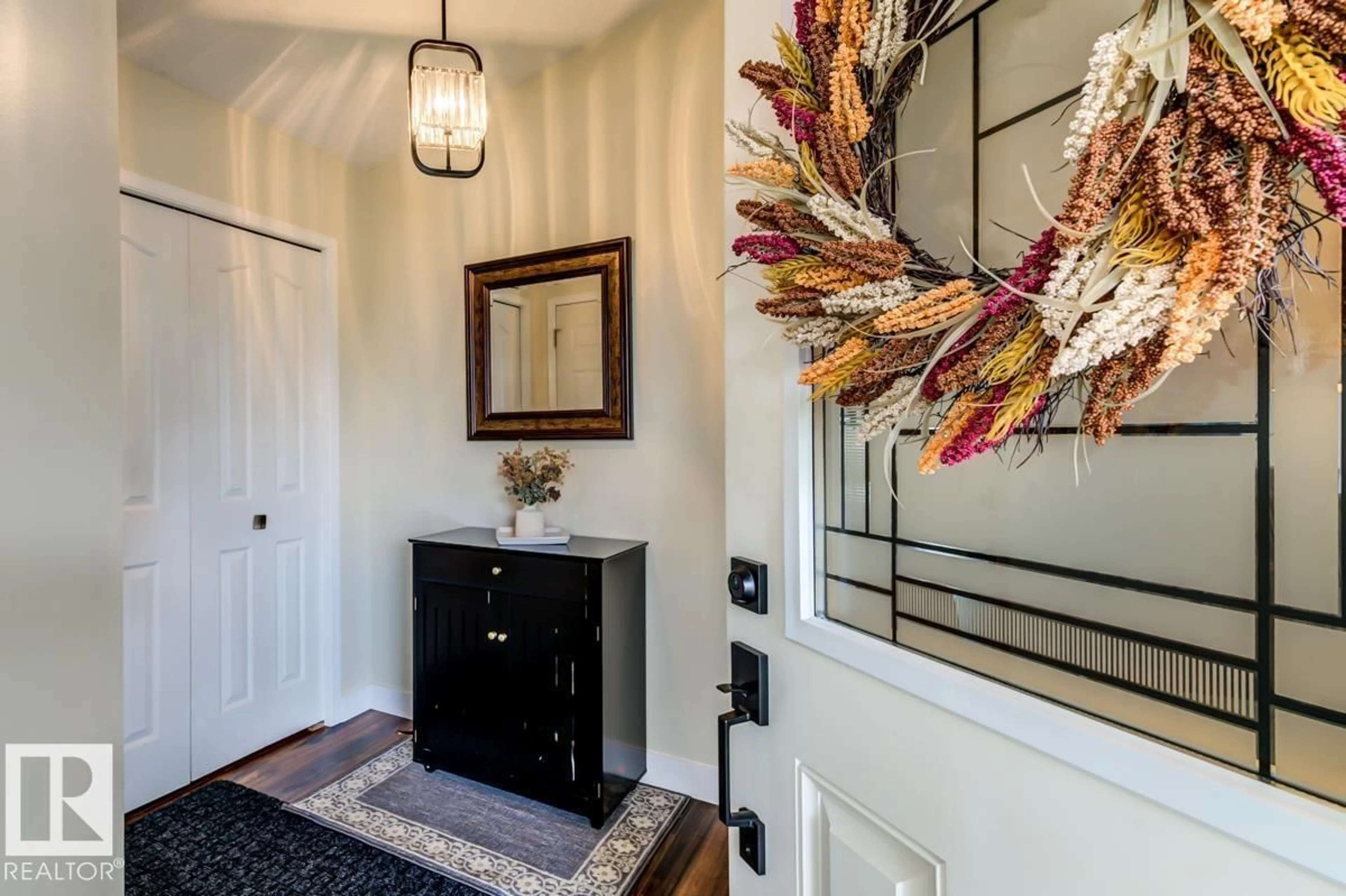 Indoor entryway for 3 RUE BRUNELLE, Beaumont Alberta T4X1P5