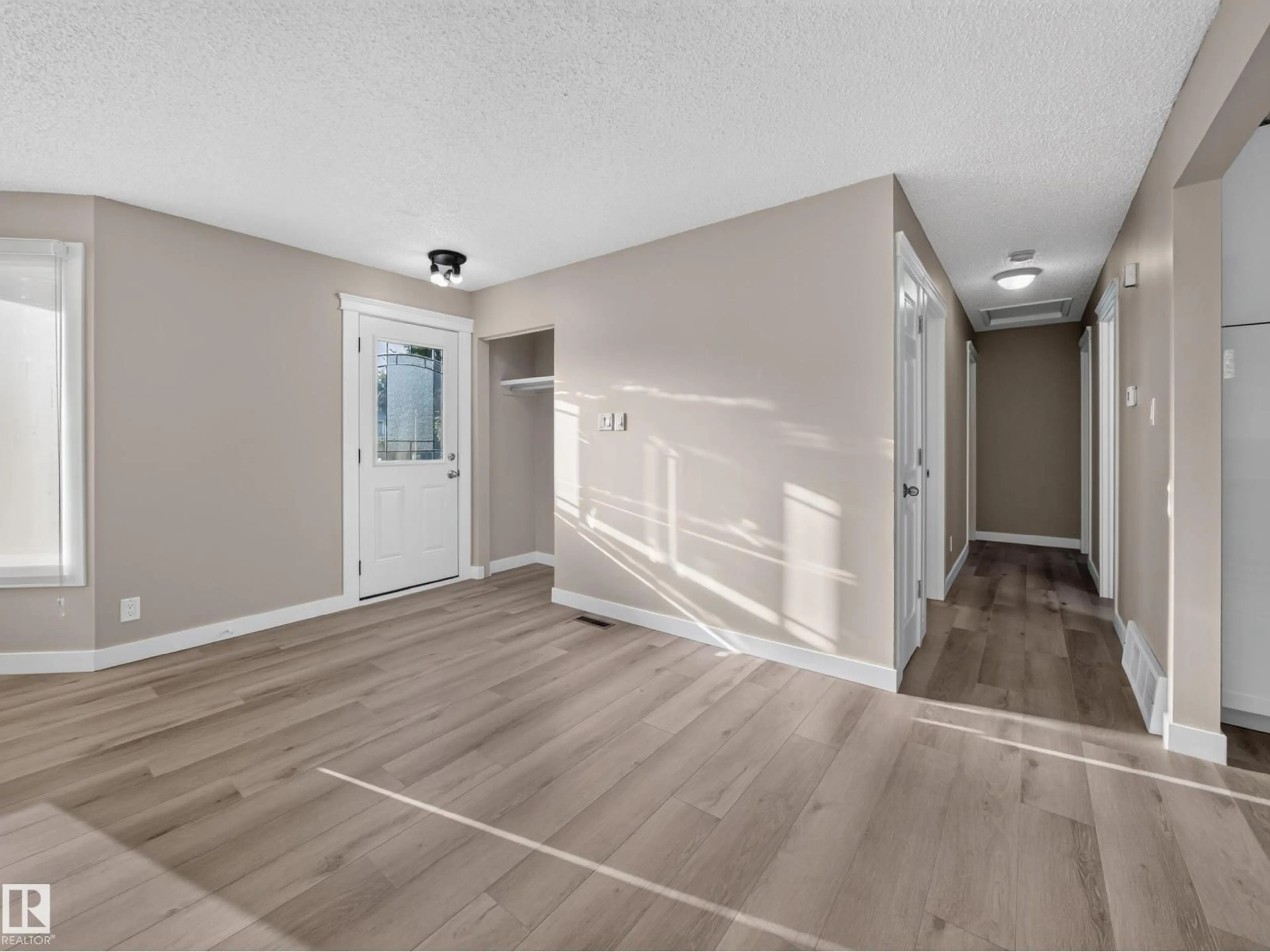 A pic of a room for 34 PENGUIN CR, Sherwood Park Alberta T8A3H4