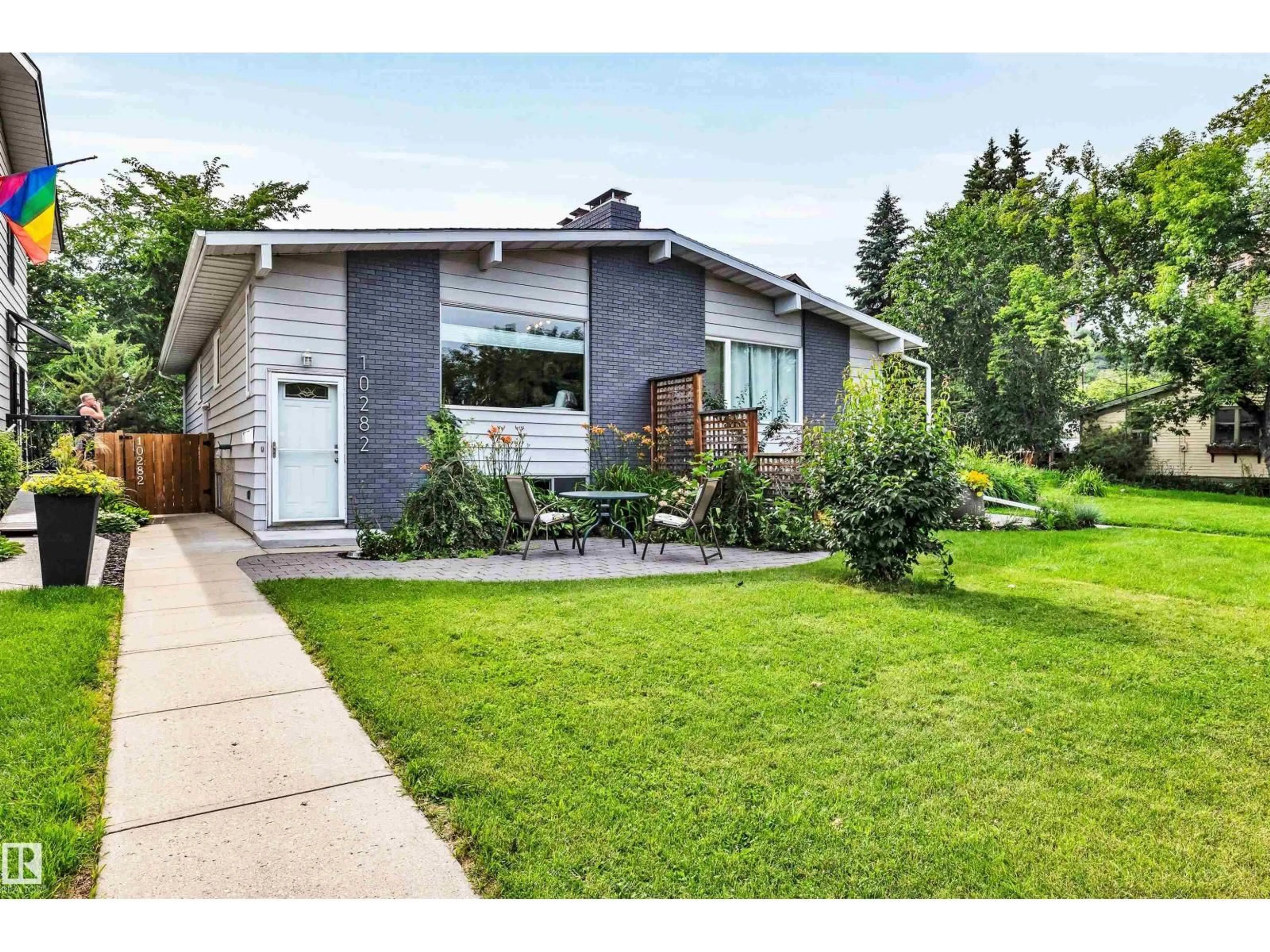 Home with brick exterior material, street for 10282 87 ST, Edmonton Alberta T5H1N6