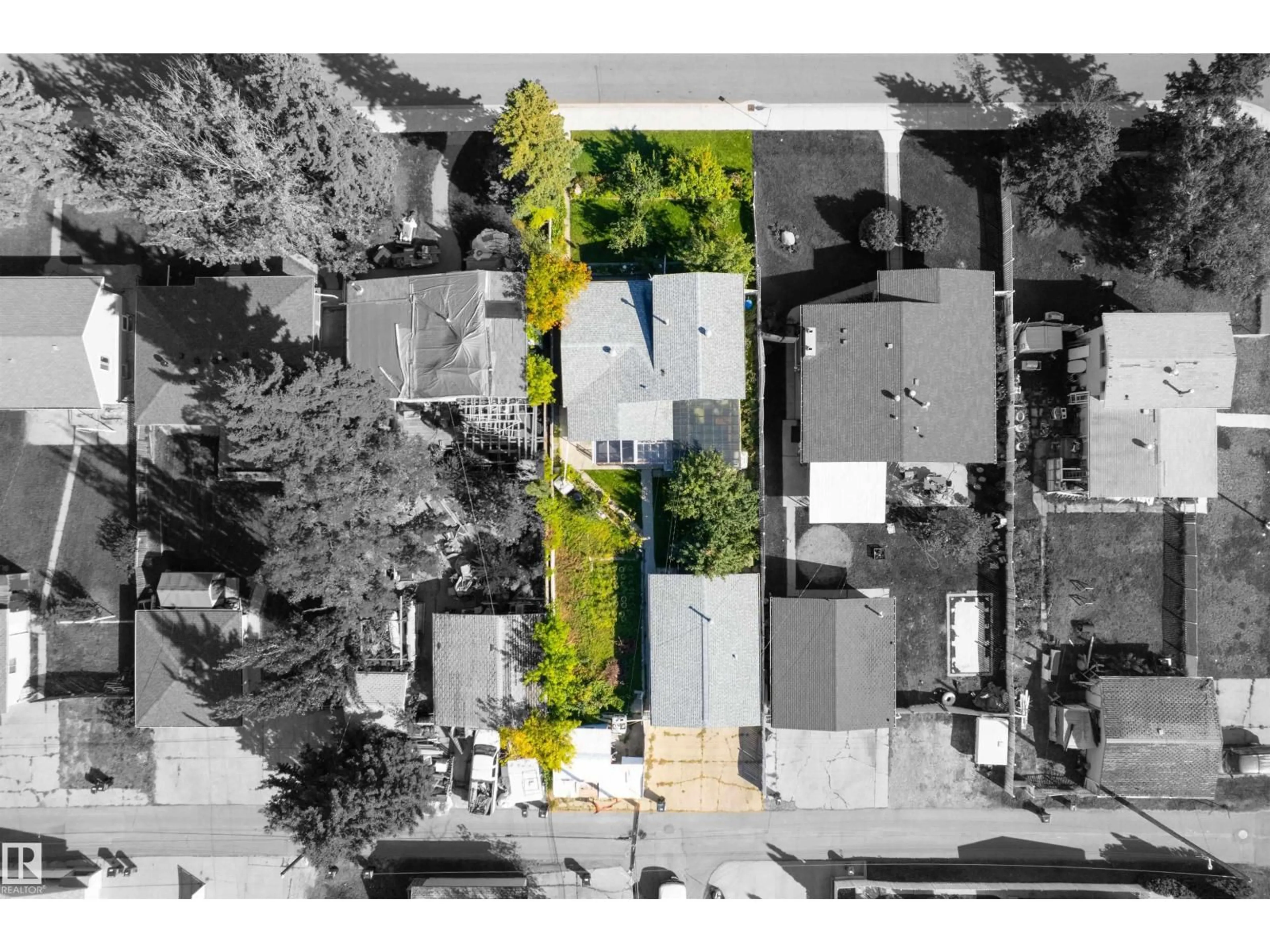 A pic from outside/outdoor area/front of a property/back of a property/a pic from drone, street for NW - 13112 83 ST, Edmonton Alberta T5E2W6