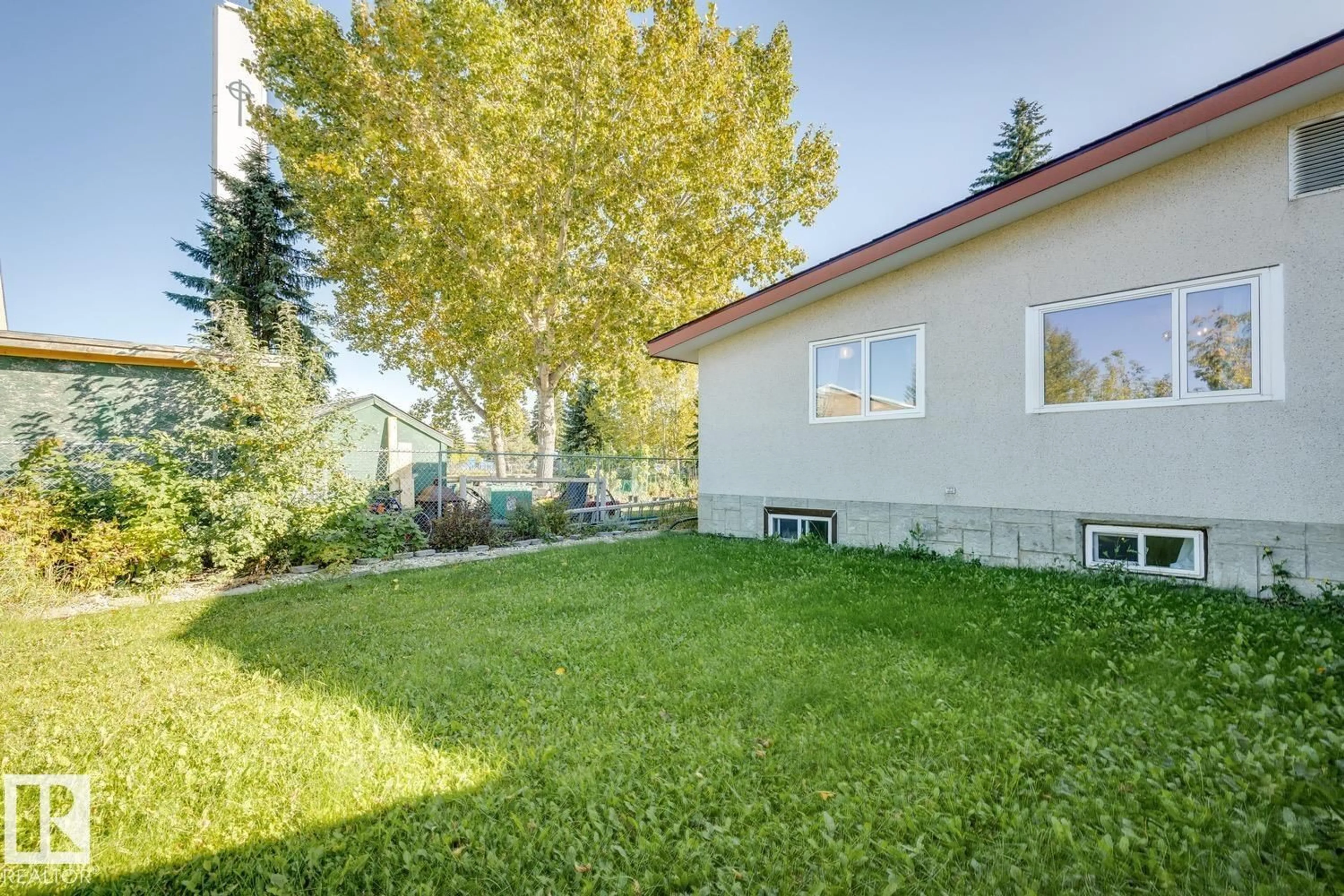 Patio, street for 11452 39 AV, Edmonton Alberta T6G0M6
