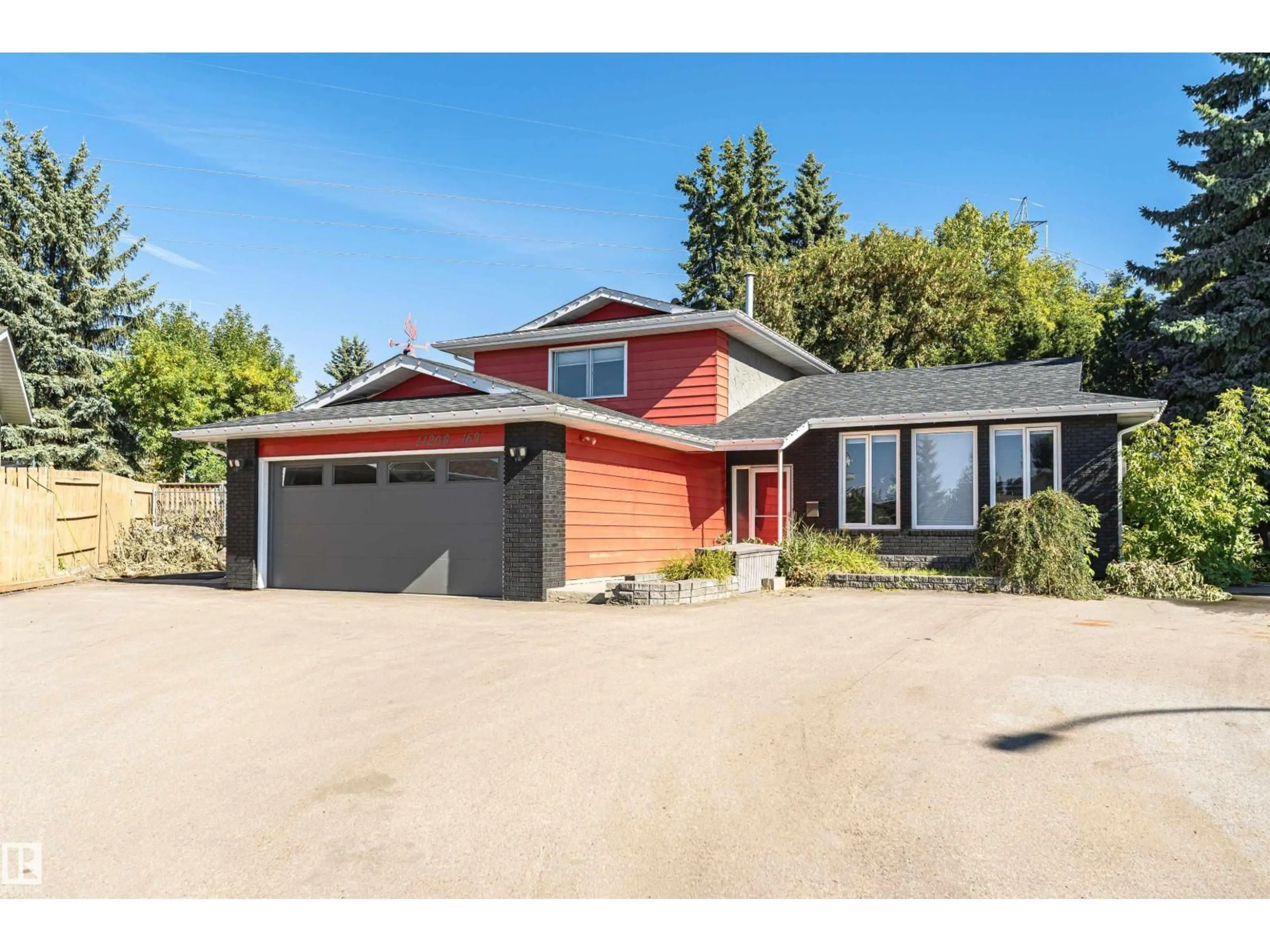 Unknown for 11208 163A AV, Edmonton Alberta T5X2A6