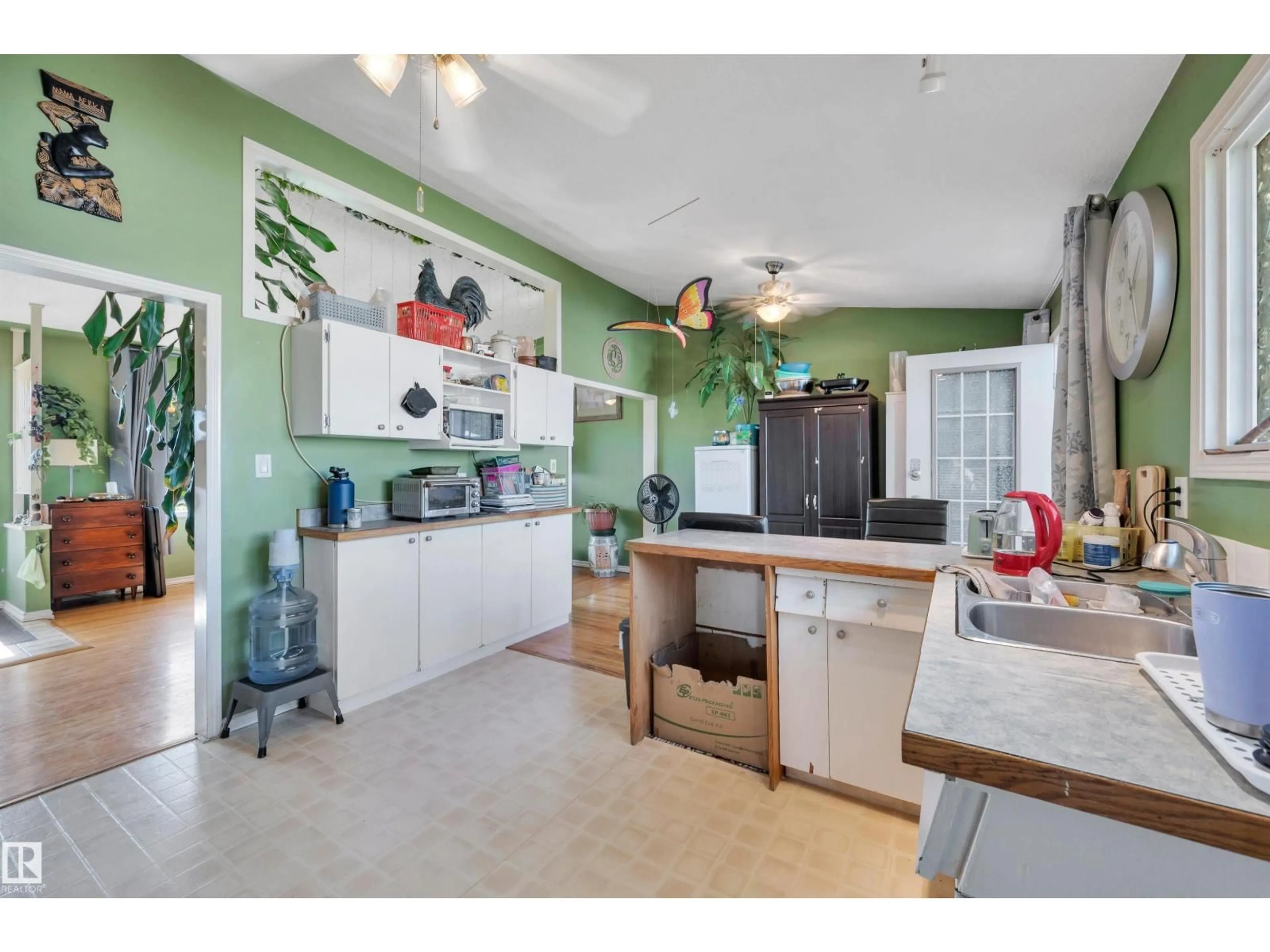 Open concept kitchen, ceramic/tile floor for S NW - 8812 135A AV, Edmonton Alberta T5E1S1