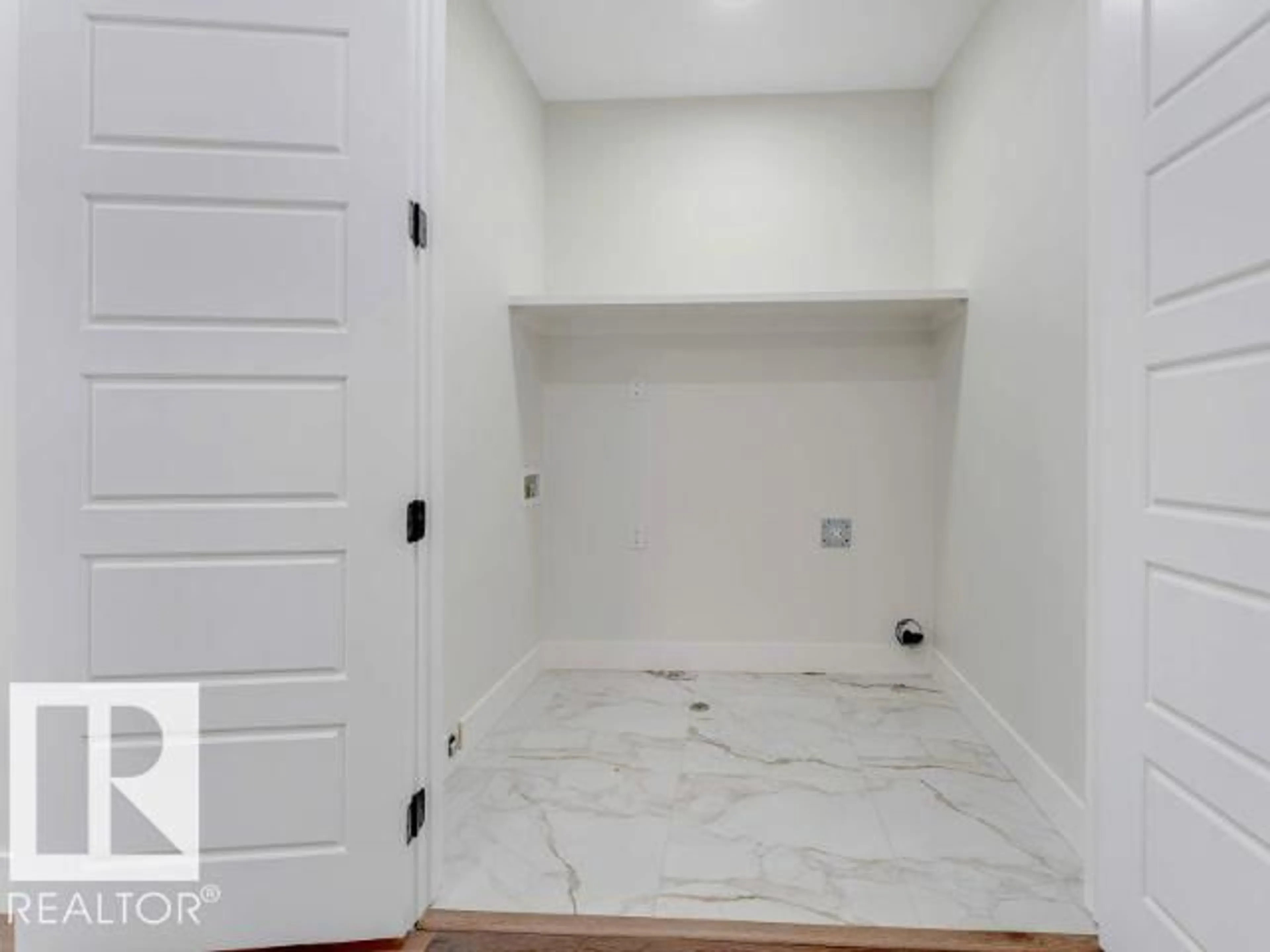 Unknown for NW - 22538 83A AV, Edmonton Alberta T5T7Y8